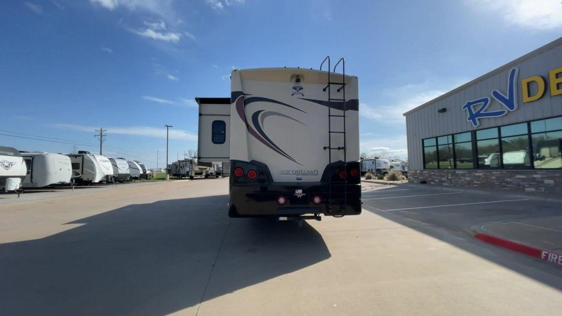 2019 /Brown FOREST RIVER GEORGETOWN 36B5 (1F66F5DYXJ0) , Length: 37.92 ft. | GVWR: 22,000 lbs. | Engine: Triton / V10 | Slides: 3 transmission, located at 4319 N Main Street, Cleburne, TX, 76033, (817) 221-0660, 32.435829, -97.384178 - Photo#8