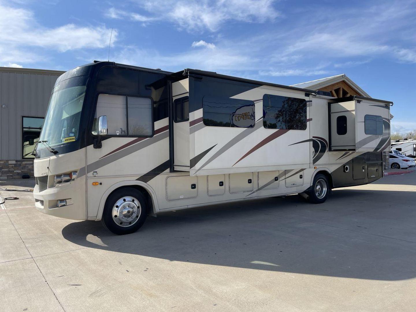 2019 /Brown FOREST RIVER GEORGETOWN 36B5 (1F66F5DYXJ0) , Length: 37.92 ft. | GVWR: 22,000 lbs. | Engine: Triton / V10 | Slides: 3 transmission, located at 4319 N Main Street, Cleburne, TX, 76033, (817) 221-0660, 32.435829, -97.384178 - Photo#24