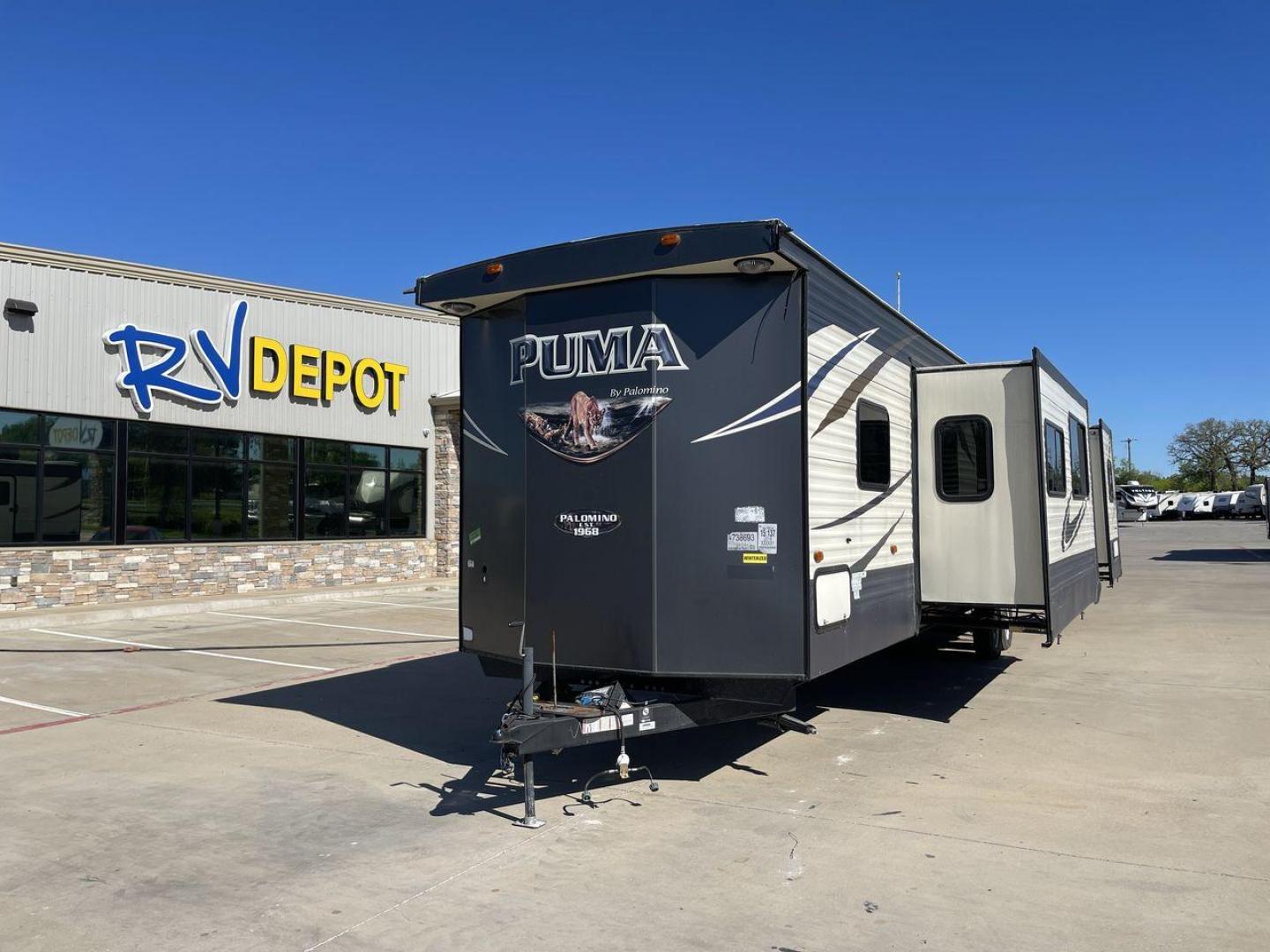 2018 FOREST RIVER PUMA 39PBS (4X4TPUR20JP) , located at 4319 N Main Street, Cleburne, TX, 76033, (817) 221-0660, 32.435829, -97.384178 - Photo#0