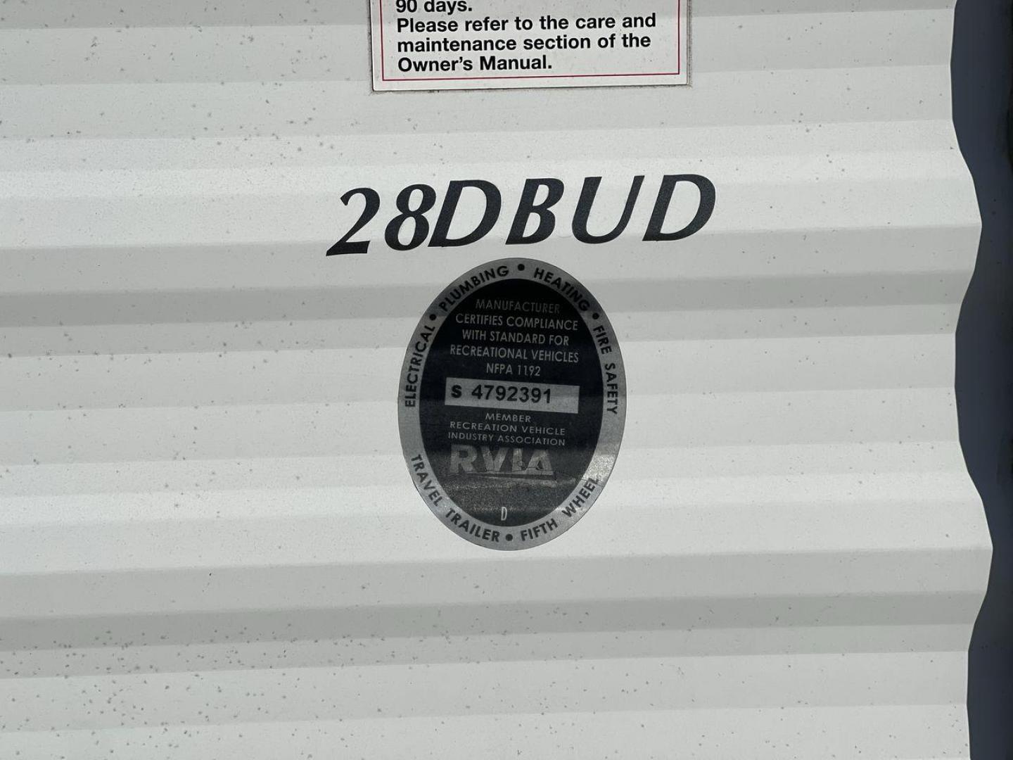 2018 FOREST RIVER WILDWOOD 28DBUD (4X4TWDD24JA) , Length: 29.5 ft. | Dry Weight: 6,223 lbs. | Slides: 1 transmission, located at 4319 N Main Street, Cleburne, TX, 76033, (817) 221-0660, 32.435829, -97.384178 - With the 2018 Forest River Wildwood 28DBUD travel trailer, you can make everlasting experiences. This RV is a great option for families and adventurers looking for the ideal combination of amenities for an amazing camping trip. It is thoughtfully designed for comfort and convenience. The dimensio - Photo#22