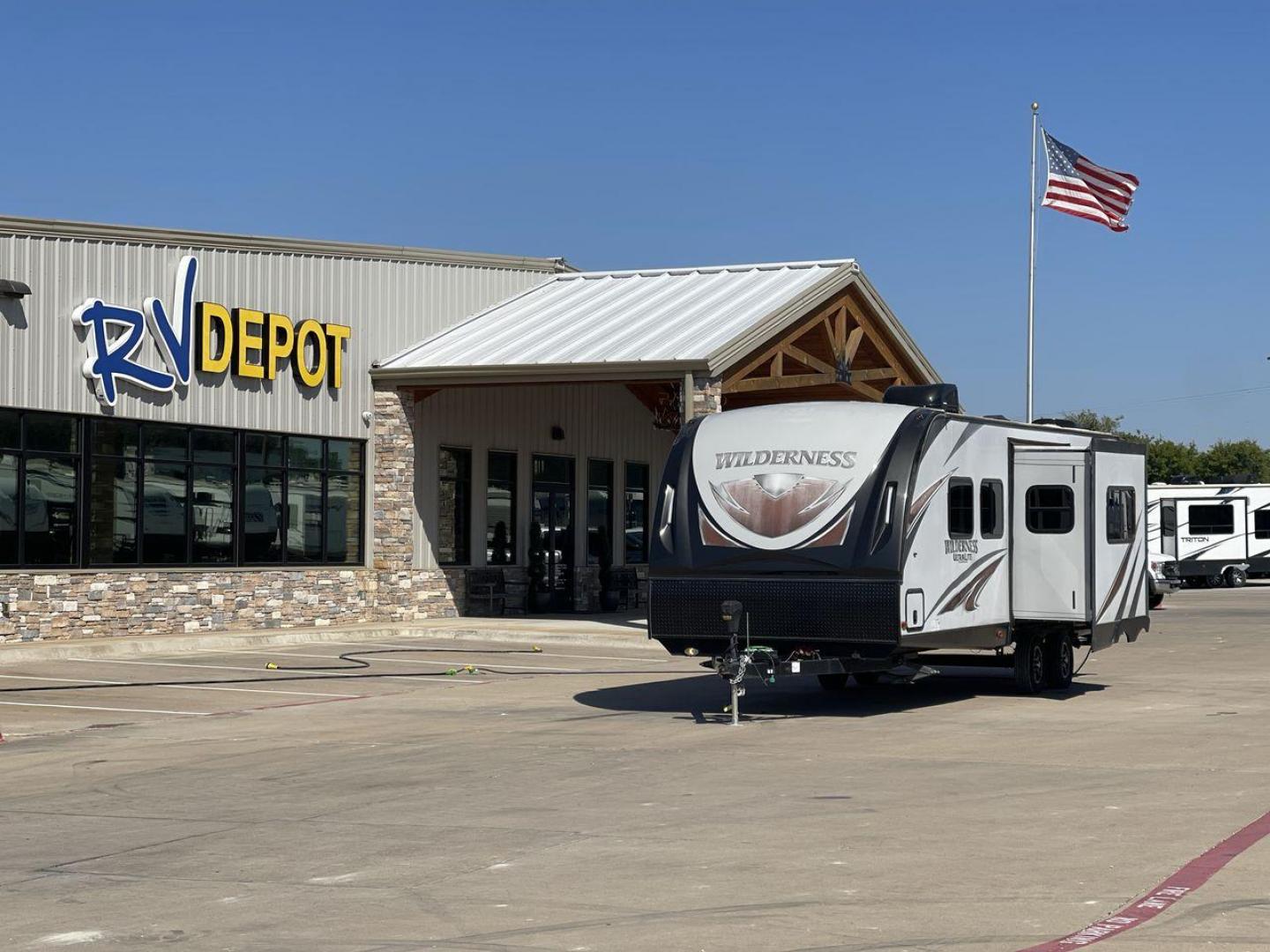 2018 HEARTLAND WILDERNESS 2450FB (5SFNB3022JN) , Length: 30.33 ft. | Dry Weight: 5,433 lbs. | Gross Weight: 6,900 lbs. | Slides: 1 transmission, located at 4319 N Main Street, Cleburne, TX, 76033, (817) 221-0660, 32.435829, -97.384178 - With the 2018 Heartland Recreation Wilderness 2450FB travel trailer, set out on an outdoor adventure. For those looking for an unforgettable camping experience, this well-designed RV offers the ideal home away from home thanks to its innovative design, comfort, and functionality. The dimensions of t - Photo#0