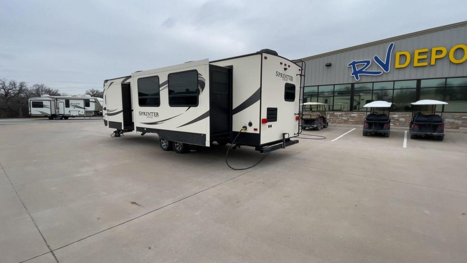 2018 KEYSTONE SPRINTER 312MLS (4YDT31224J1) , located at 4319 N Main Street, Cleburne, TX, 76033, (817) 221-0660, 32.435829, -97.384178 - Photo#7