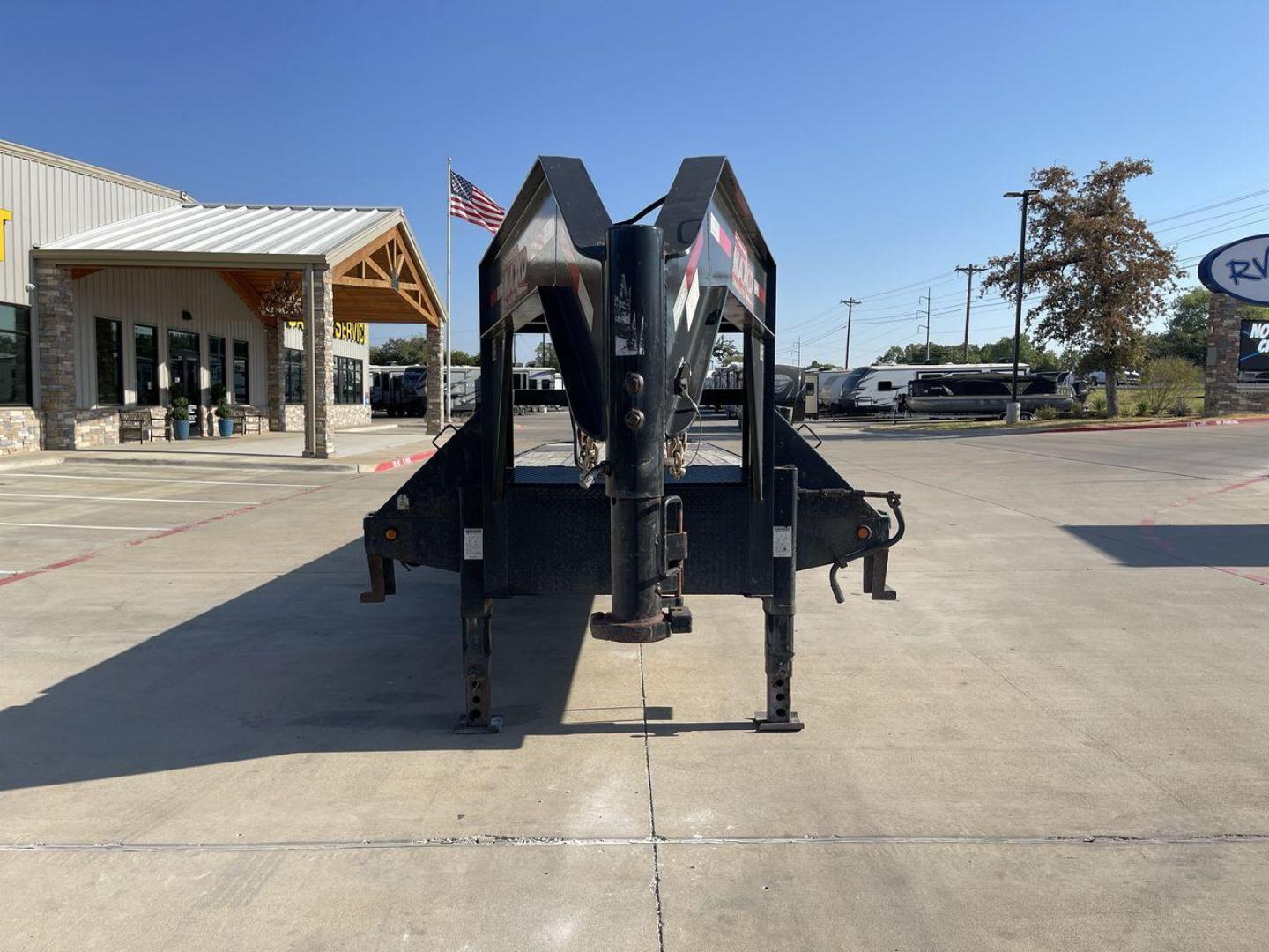 2018 BLACK MAXEY TRAILERS LDX 40 - (5R8GF4027JM) , located at 4319 N Main Street, Cleburne, TX, 76033, (817) 221-0660, 32.435829, -97.384178 - The 2018 Maxey Trailers LDX40 is a top-notch utility trailer that excels in handling a diverse array of hauling tasks. This trailer is perfect for effortlessly transporting equipment, materials, and cargo, thanks to its sturdy construction and adaptable design. The LDX40 is a spacious option, measur - Photo#10