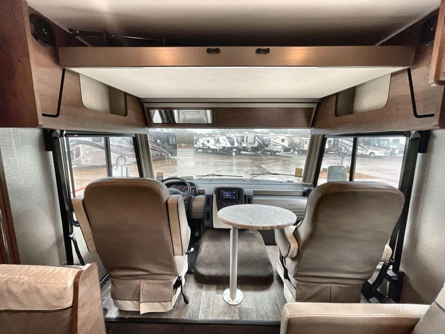 2018 WINNEBAGO INTENT 31P (1F65F5DYXJ0) , located at 4319 N Main Street, Cleburne, TX, 76033, (817) 221-0660, 32.435829, -97.384178 - Photo#22