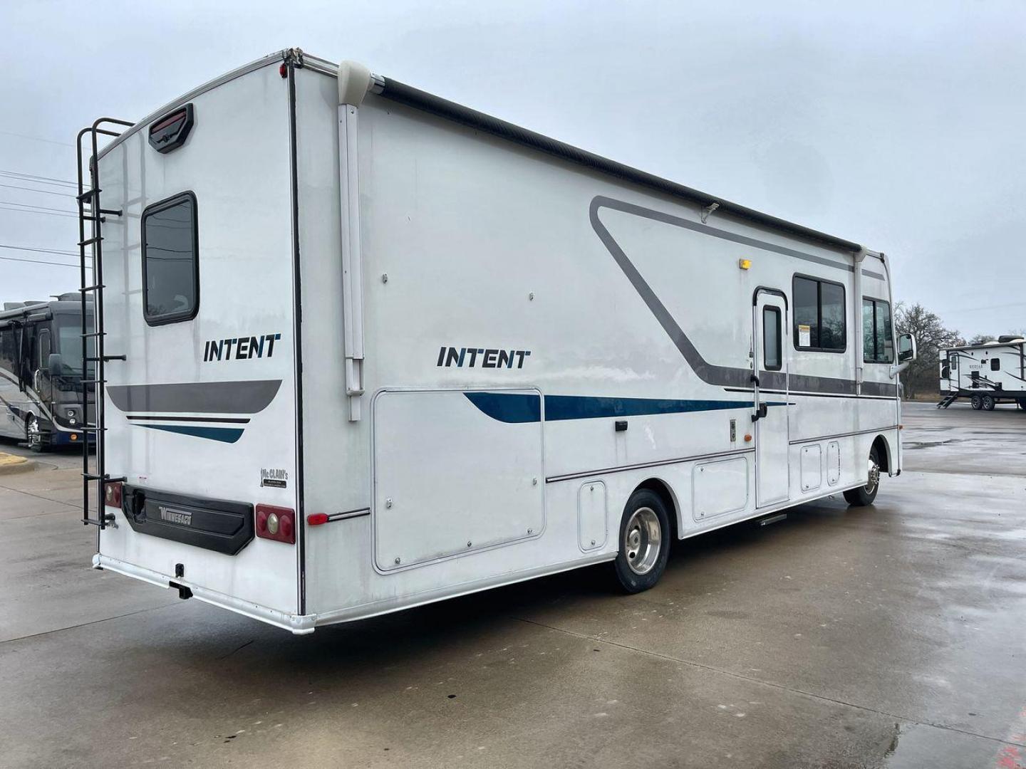 2018 WINNEBAGO INTENT 31P (1F65F5DYXJ0) , located at 4319 N Main Street, Cleburne, TX, 76033, (817) 221-0660, 32.435829, -97.384178 - Photo#31