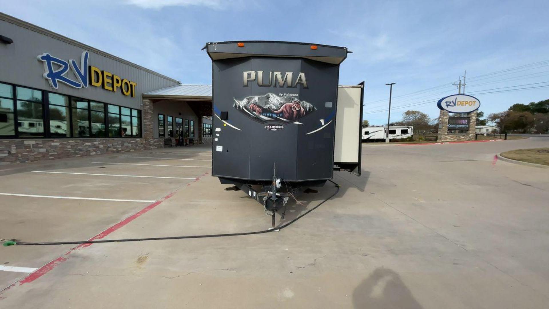 2019 FOREST RIVER PUMA 39PQB (4X4TPUR2XKP) , Length: 42.08 ft. | Dry Weight: 10,709 lbs. | Gross Weight: 13,413 lbs. | Slides: 4 transmission, located at 4319 N Main Street, Cleburne, TX, 76033, (817) 221-0660, 32.435829, -97.384178 - Photo#4