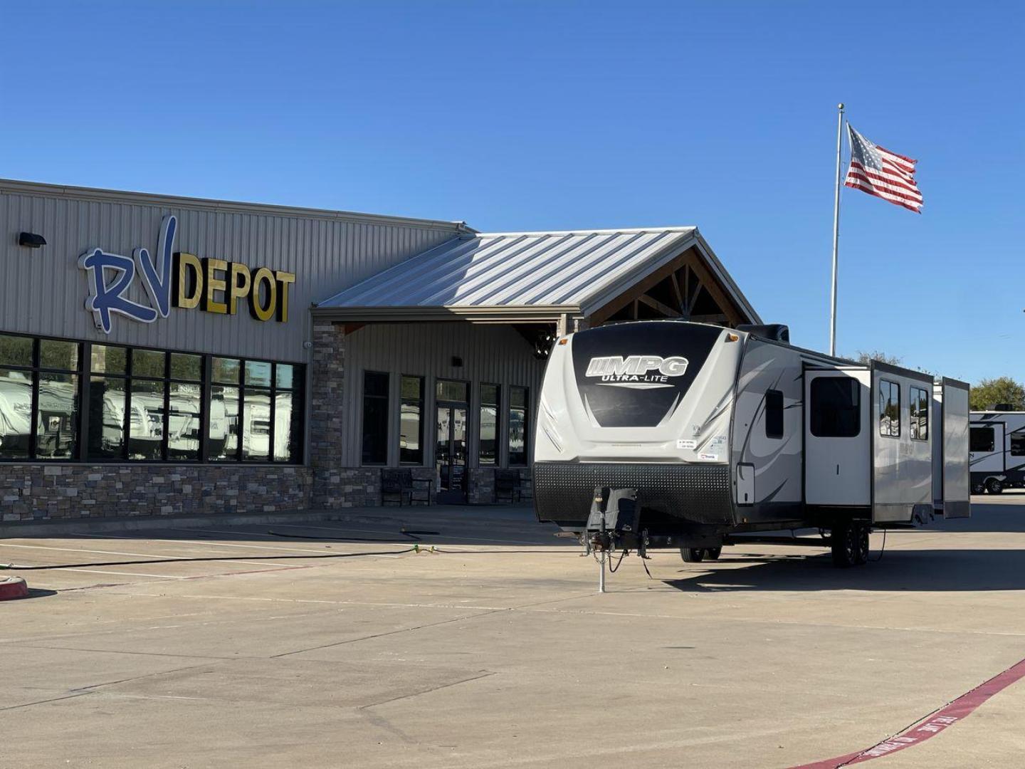 2019 HEARTLAND MPG 3100BH (5RXHB362XK2) , Length: 36.42 ft. | Dry Weight: 6,930 lbs. | Gross Weight: 9,655 lbs. | Slides: 2 transmission, located at 4319 N Main Street, Cleburne, TX, 76033, (817) 221-0660, 32.435829, -97.384178 - Photo#0