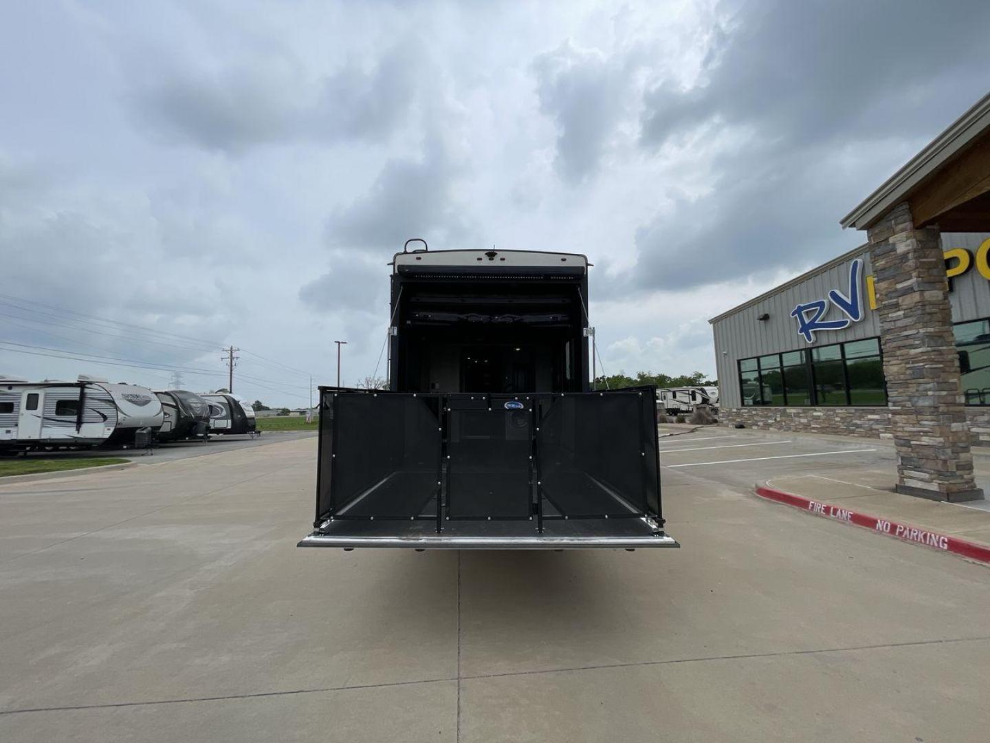 2019 HEARTLAND ROAD WARRIOR 427RW (5SFCG4435KE) , Length: 44.08 ft. | Dry Weight: 16,400 lbs. | Gross Weight: 20,000 lbs. | Slides: 2 transmission, located at 4319 N Main Street, Cleburne, TX, 76033, (817) 221-0660, 32.435829, -97.384178 - The 2019 Heartland Road Warrior 427RW fifth wheel toy hauler is ready for your next journey. The length of this amazing RV is 44.08 feet, its dry weight is 16,400 lbs and its gross weight is 20,000 lbs. This makes it stable and long-lasting on the road. This RV is strong and stylish, with two slides - Photo#27