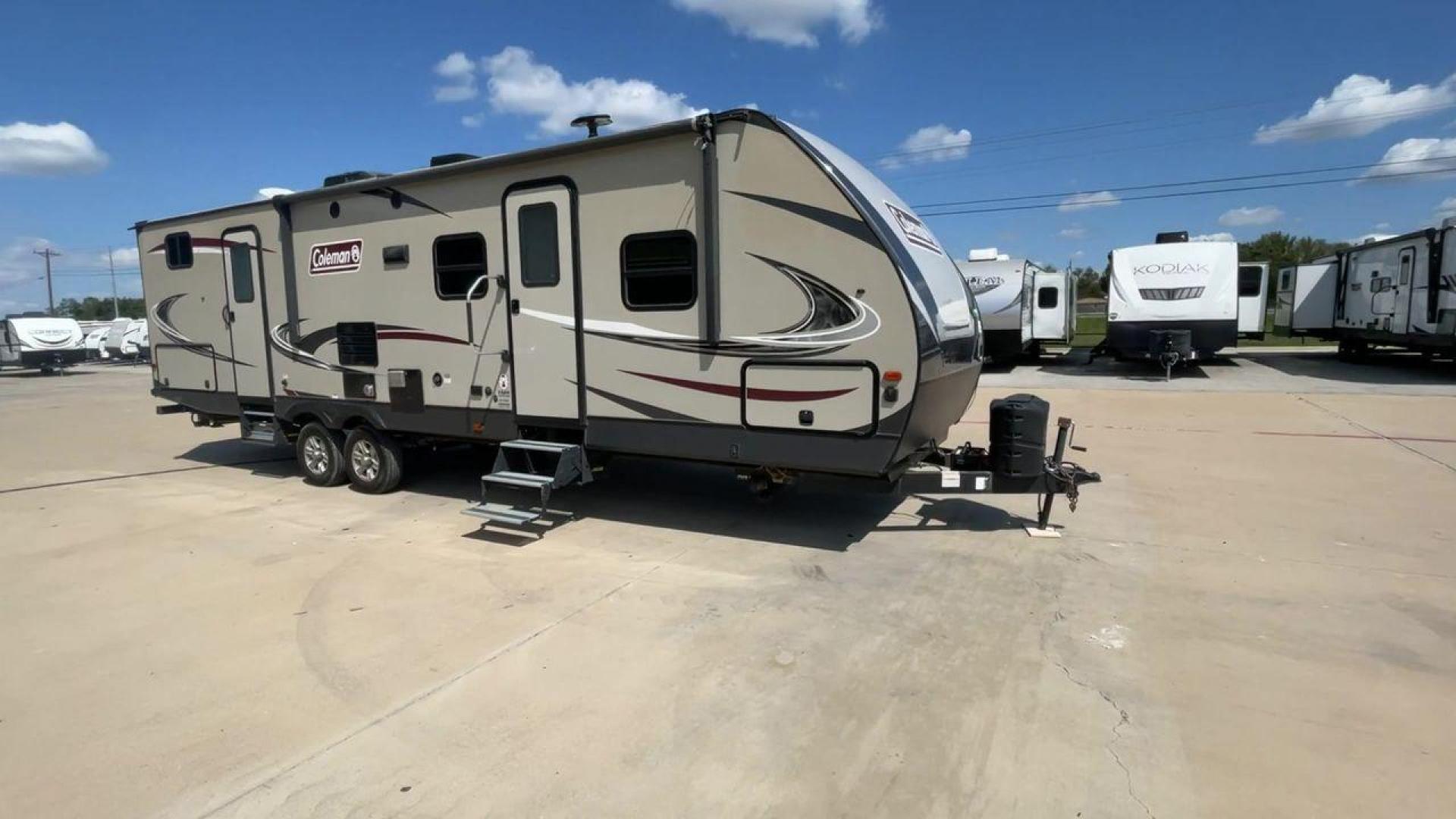 2019 KEYSTONE COLEMAN 3015BH (4YDT3012XKM) , Length: 34.75 ft. | Dry Weight: 7,211 lbs. | Slides: 2 transmission, located at 4319 N Main Street, Cleburne, TX, 76033, (817) 221-0660, 32.435829, -97.384178 - Photo#3