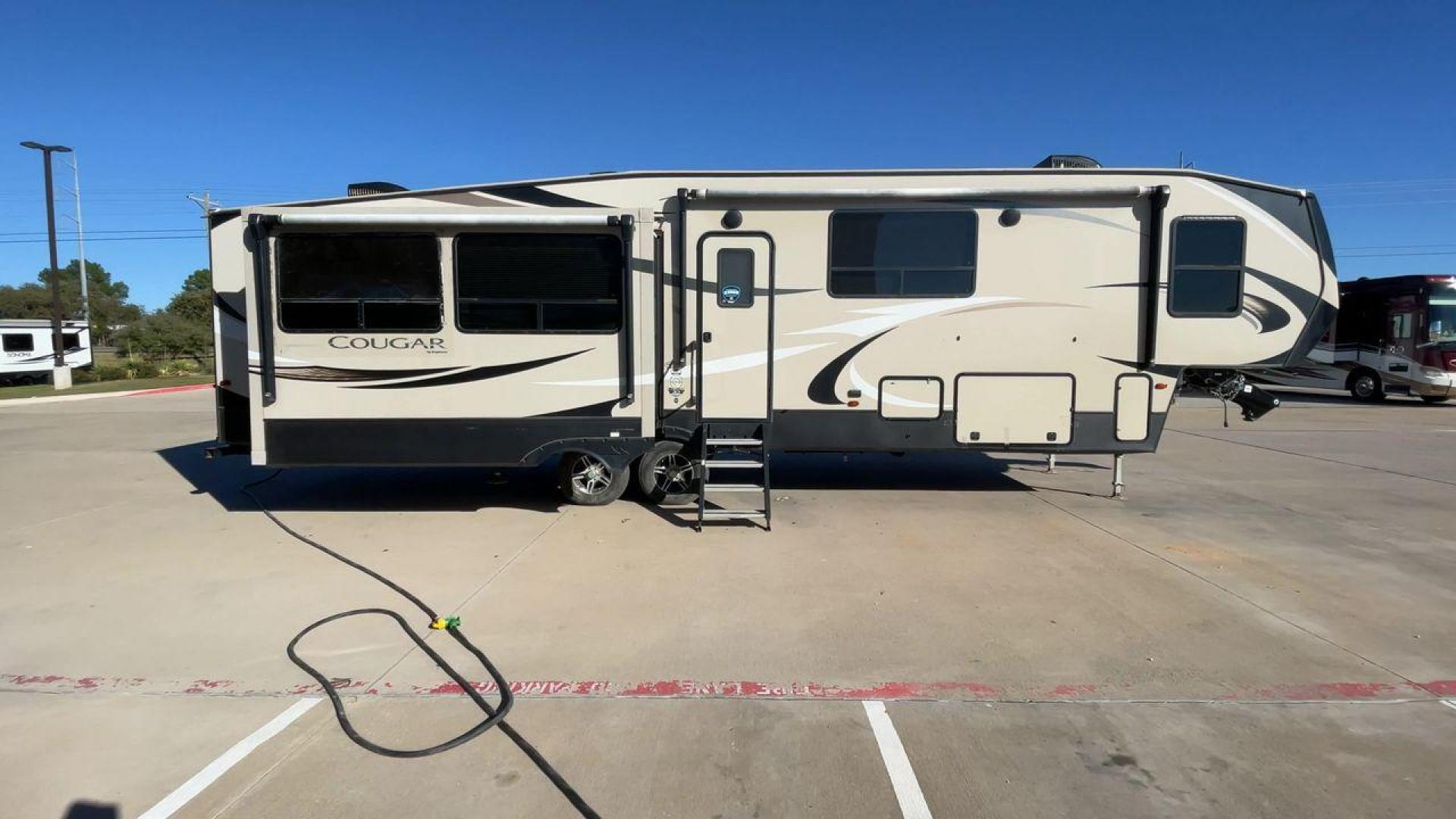 2019 KEYSTONE COUGAR 368MBI (4YDF3682XK2) , Length: 40.08 ft. | Dry Weight: 11,575 lbs. | Gross Weight: 13,980 lbs.| Slides: 4 transmission, located at 4319 N Main Street, Cleburne, TX, 76033, (817) 221-0660, 32.435829, -97.384178 - Photo#2