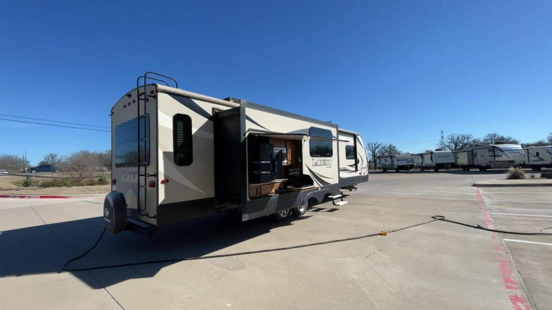 2019 KEYSTONE RV LAREDO 330RL (4YDT33027KB) , located at 4319 N Main Street, Cleburne, TX, 76033, (817) 221-0660, 32.435829, -97.384178 - Photo#1