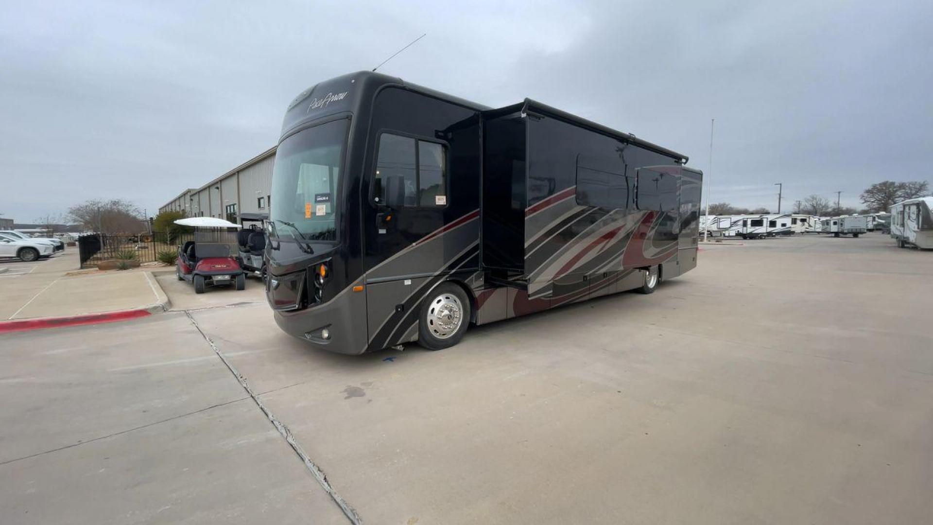 2019 REV GROUP PACE ARROW 36U (4UZACJFC0KC) , located at 4319 N Main Street, Cleburne, TX, 76033, (817) 221-0660, 32.435829, -97.384178 - Photo#5