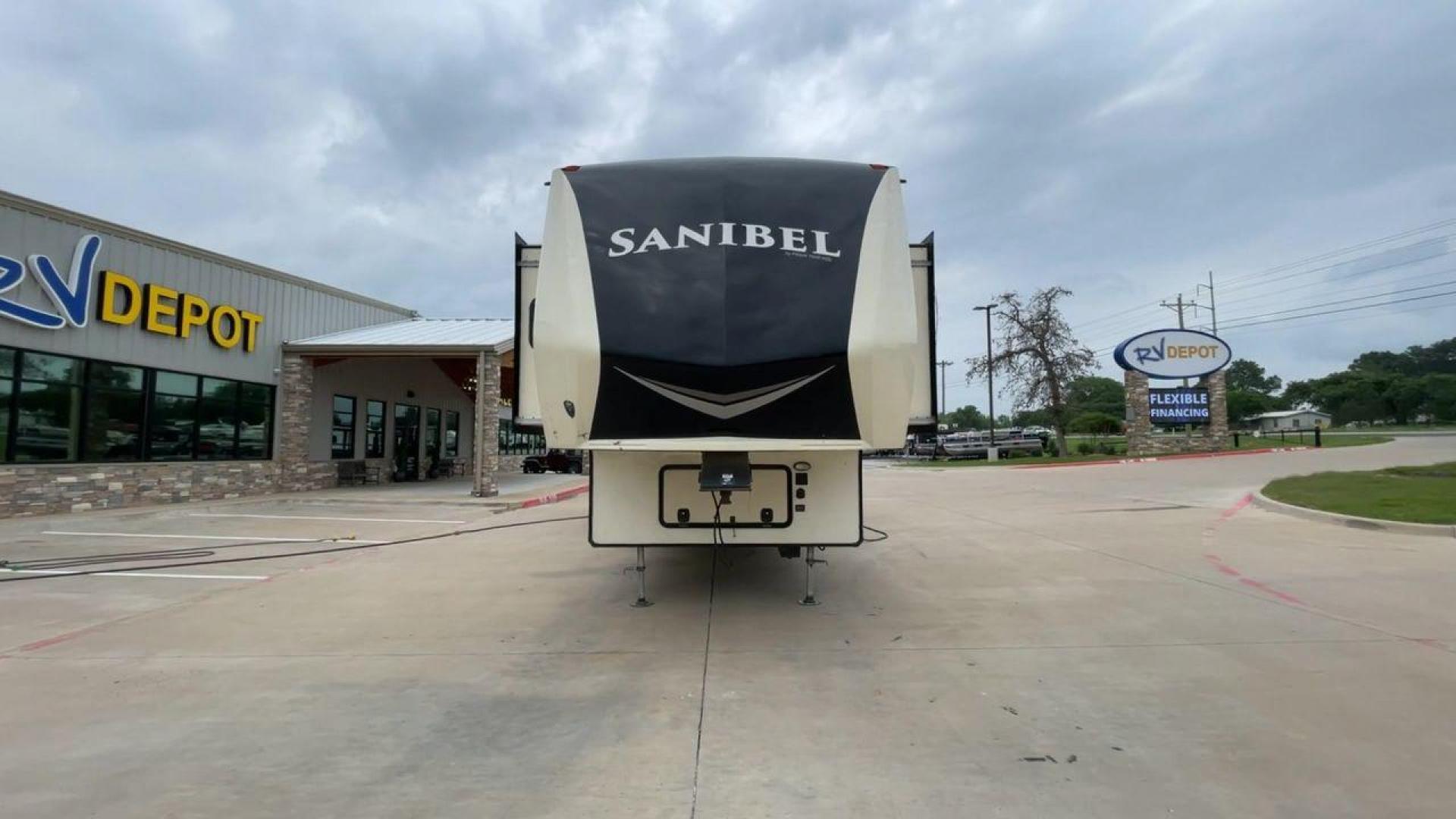 2019 TAN SANIBEL 3702WB (5ZT3SN2B6KG) , located at 4319 N Main Street, Cleburne, TX, 76033, (817) 221-0660, 32.435829, -97.384178 - The length of this 2019 Sanibel Fifth Wheel is just over 41 feet, and the width is just over 8 feet. It weighs 11,859 pounds when it's not hitched and 2,298 pounds when it is. The heater in this unit is listed at 40,000 BTUs, and it heats and cools itself automatically. This has a beautiful gray bas - Photo#4