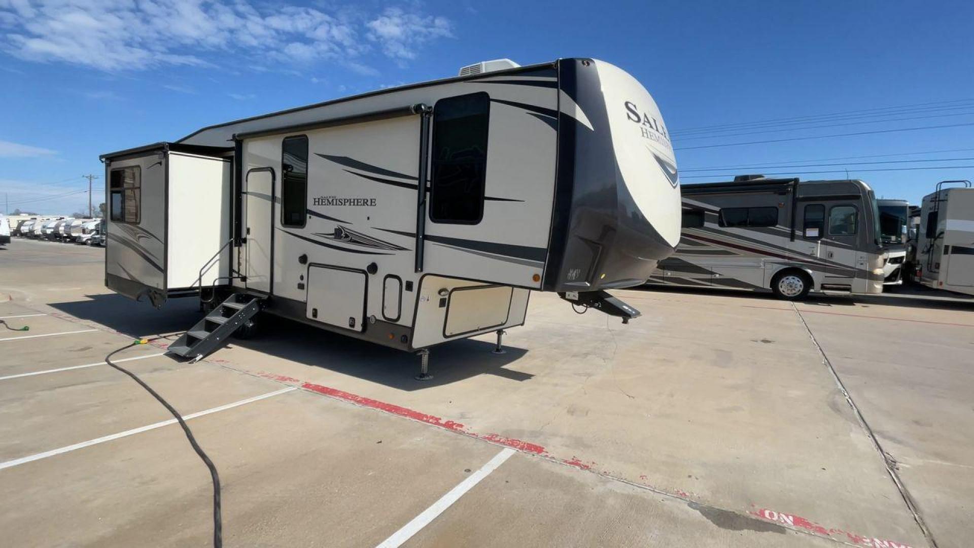 2020 FOREST RIVER HEMISPHERE 286RL (4X4FSBE24LV) , Length: 34.08 ft. | Dry Weight: 8,499 lbs. | Slides: 3 transmission, located at 4319 N Main Street, Cleburne, TX, 76033, (817) 221-0660, 32.435829, -97.384178 - Photo#3