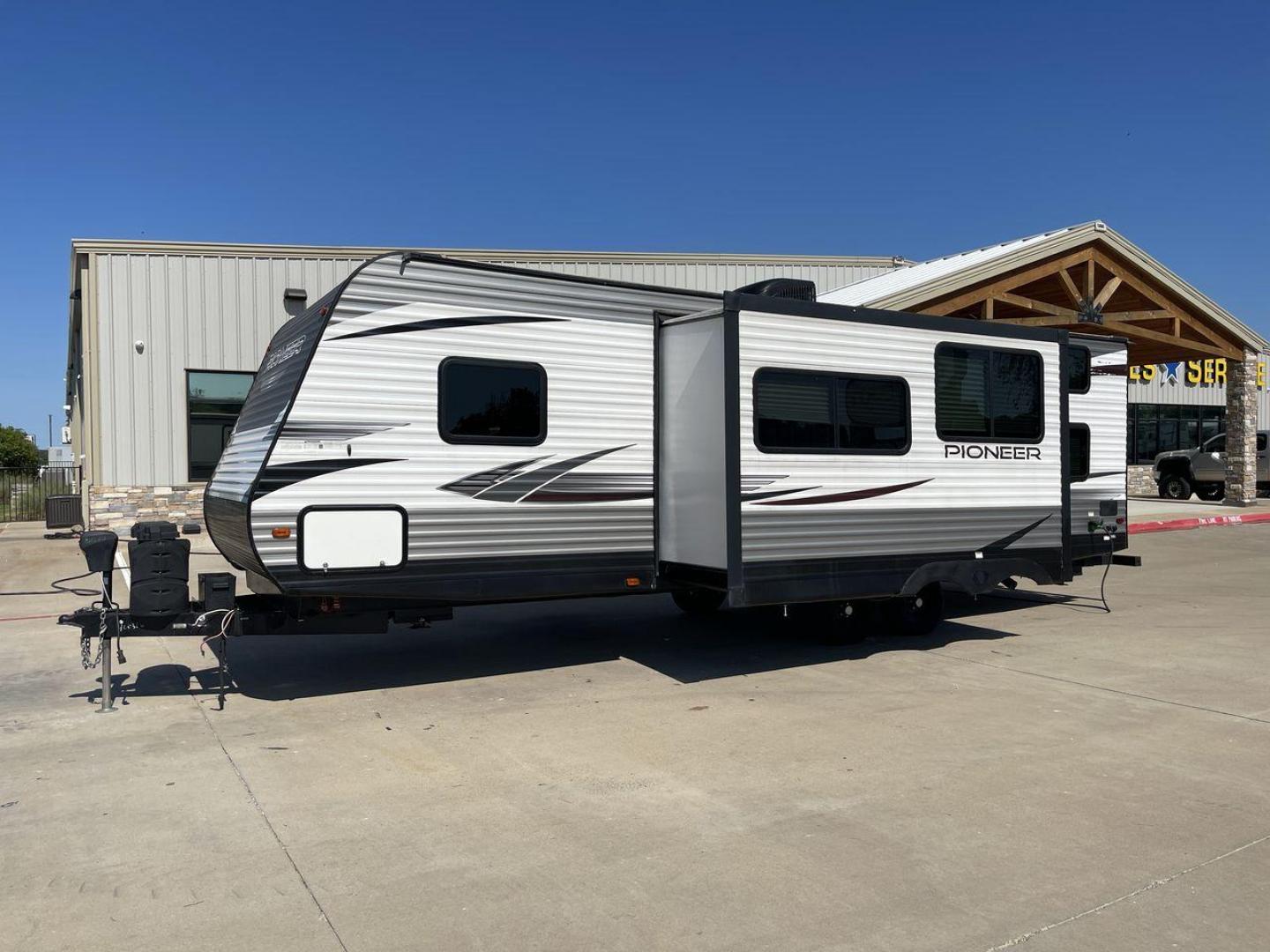 2020 HEARTLAND PIONEER BH270 (5SFPB3226LE) , located at 4319 N Main Street, Cleburne, TX, 76033, (817) 221-0660, 32.435829, -97.384178 - Photo#23