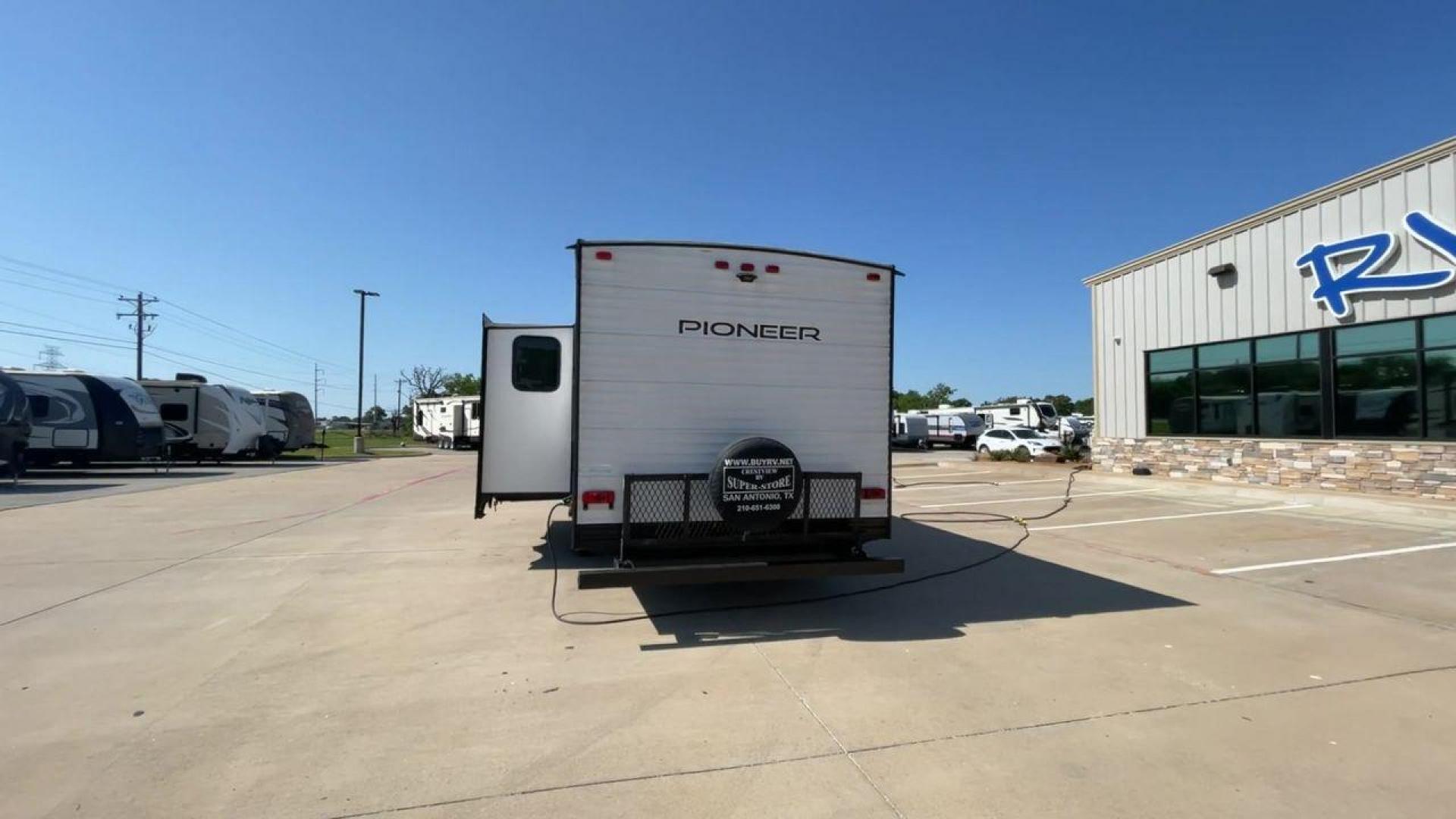 2020 HEARTLAND PIONEER BH270 (5SFPB3226LE) , located at 4319 N Main Street, Cleburne, TX, 76033, (817) 221-0660, 32.435829, -97.384178 - Photo#8