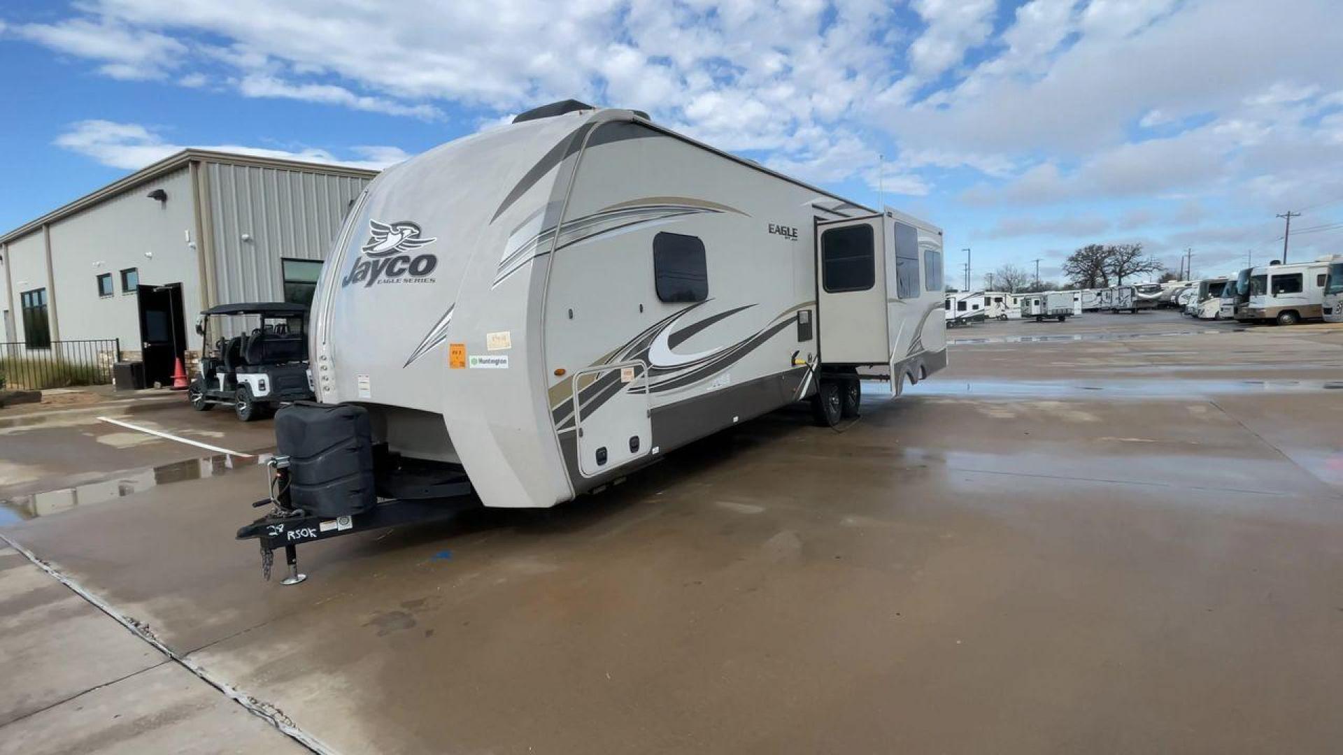 2020 JAYCO EAGLE 280RSOK (1UJBJ0BS7L1) , located at 4319 N Main Street, Cleburne, TX, 76033, (817) 221-0660, 32.435829, -97.384178 - Photo#5