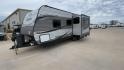 2020 JAYCO JAY FLIGHT 24RKS (1UJBJ0BN3L1) , Length: 28.67 ft. | Dry Weight: 5,555 lbs. | Gross Weight: 7,500 lbs. | Slides: 1 transmission, located at 4319 N Main Street, Cleburne, TX, 76033, (817) 221-0660, 32.435829, -97.384178 - This 2020 Jayco Jay Flight is a dual-axle steel wheel setup measuring 28.67 ft. in length and 11.08 ft. in height. It has a dry weight of 5,555 lbs. and a GVWR of 7,500 lbs. This travel trailer includes 1 power slide. Its interior features a front bedroom, a central living and kitchen space, and a r - Photo#5