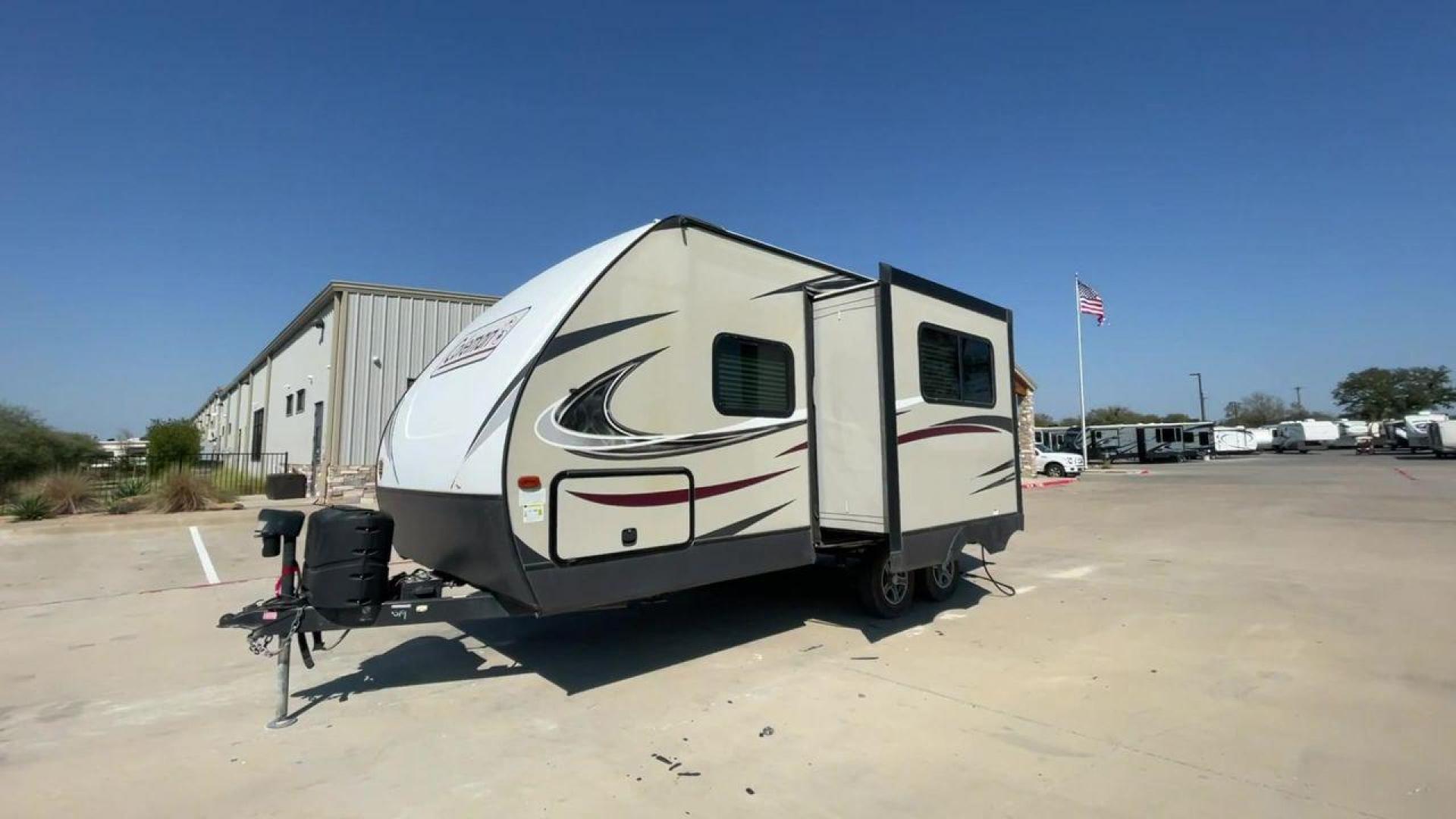 2020 KEYSTONE COLEMAN 1805RB (4YDT18029LM) , Length: 22.75 ft | Dry Weight: 4,448 lbs. | Slides: 1 transmission, located at 4319 N Main Street, Cleburne, TX, 76033, (817) 221-0660, 32.435829, -97.384178 - The 2020 Dutchmen Coleman 1805RB is a compact and lightweight travel trailer perfect for adventurers who value versatility and comfort during their travels. This trailer is ideal for both weekend getaways and extended trips, thanks to its manageable length of 22.75 feet and lightweight dry weight of - Photo#5