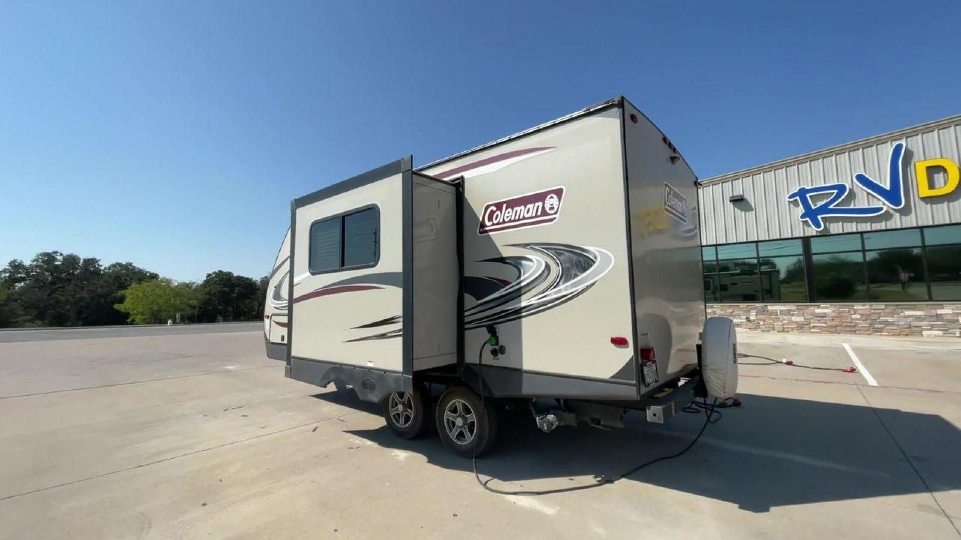 2020 KEYSTONE COLEMAN 1805RB (4YDT18029LM) , Length: 22.75 ft | Dry Weight: 4,448 lbs. | Slides: 1 transmission, located at 4319 N Main Street, Cleburne, TX, 76033, (817) 221-0660, 32.435829, -97.384178 - The 2020 Dutchmen Coleman 1805RB is a compact and lightweight travel trailer perfect for adventurers who value versatility and comfort during their travels. This trailer is ideal for both weekend getaways and extended trips, thanks to its manageable length of 22.75 feet and lightweight dry weight of - Photo#7