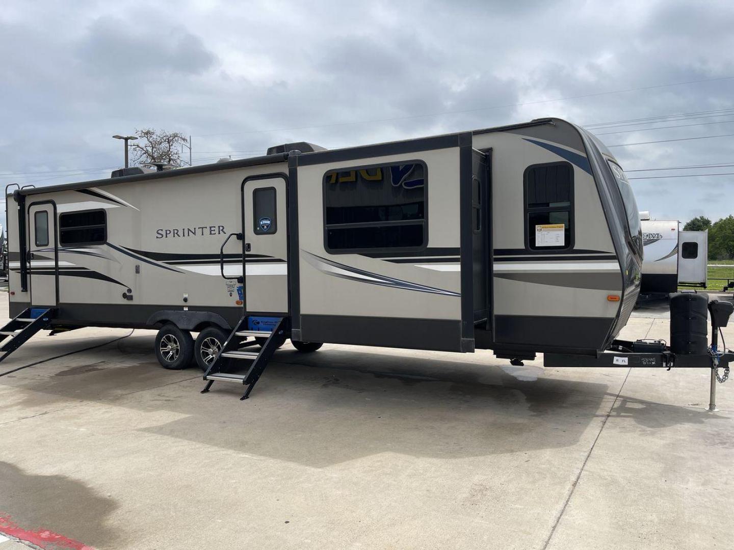 2020 KEYSTONE SPRINTER 330KBS (4YDT33027L1) , located at 4319 N Main Street, Cleburne, TX, 76033, (817) 221-0660, 32.435829, -97.384178 - Photo#23