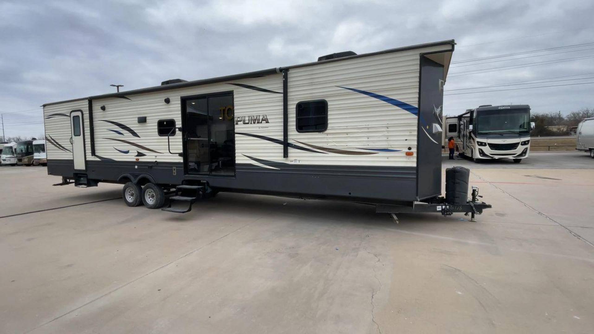 2020 NV DIGIL PUMA 38DBS - (4X4TPUP27LP) , Length: 41.92 ft | Dry Weight: 9,748 lbs. | Gross Weight: 11,522 lbs. | Slides: 3. transmission, located at 4319 N Main Street, Cleburne, TX, 76033, (817) 221-0660, 32.435829, -97.384178 - With its impressive features and unbeatable price of $38,995, this RV is sure to make your road trip dreams come true. The 2020 Puma 38DBS is a spacious and stylish travel trailer designed for both comfort and functionality. Its exterior features a striking combination of cream and gray tones with s - Photo#3