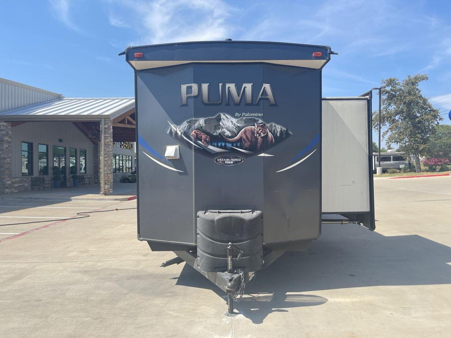 2020 NV DIGIL PUMA 38DBS - (4X4TPUP27LP) , Length: 41.92 ft | Dry Weight: 9,748 lbs. | Gross Weight: 11,522 lbs. | Slides: 3. transmission, located at 4319 N Main Street, Cleburne, TX, 76033, (817) 221-0660, 32.435829, -97.384178 - If you're in the market for a spacious and luxurious travel trailer bunk house, look no further than this 2020 PUMA 38DBS available at RV Depot in Cleburne, TX. With its impressive features and unbeatable price of $38,995, this RV is sure to make your road trip dreams come true. Located in the be - Photo#26