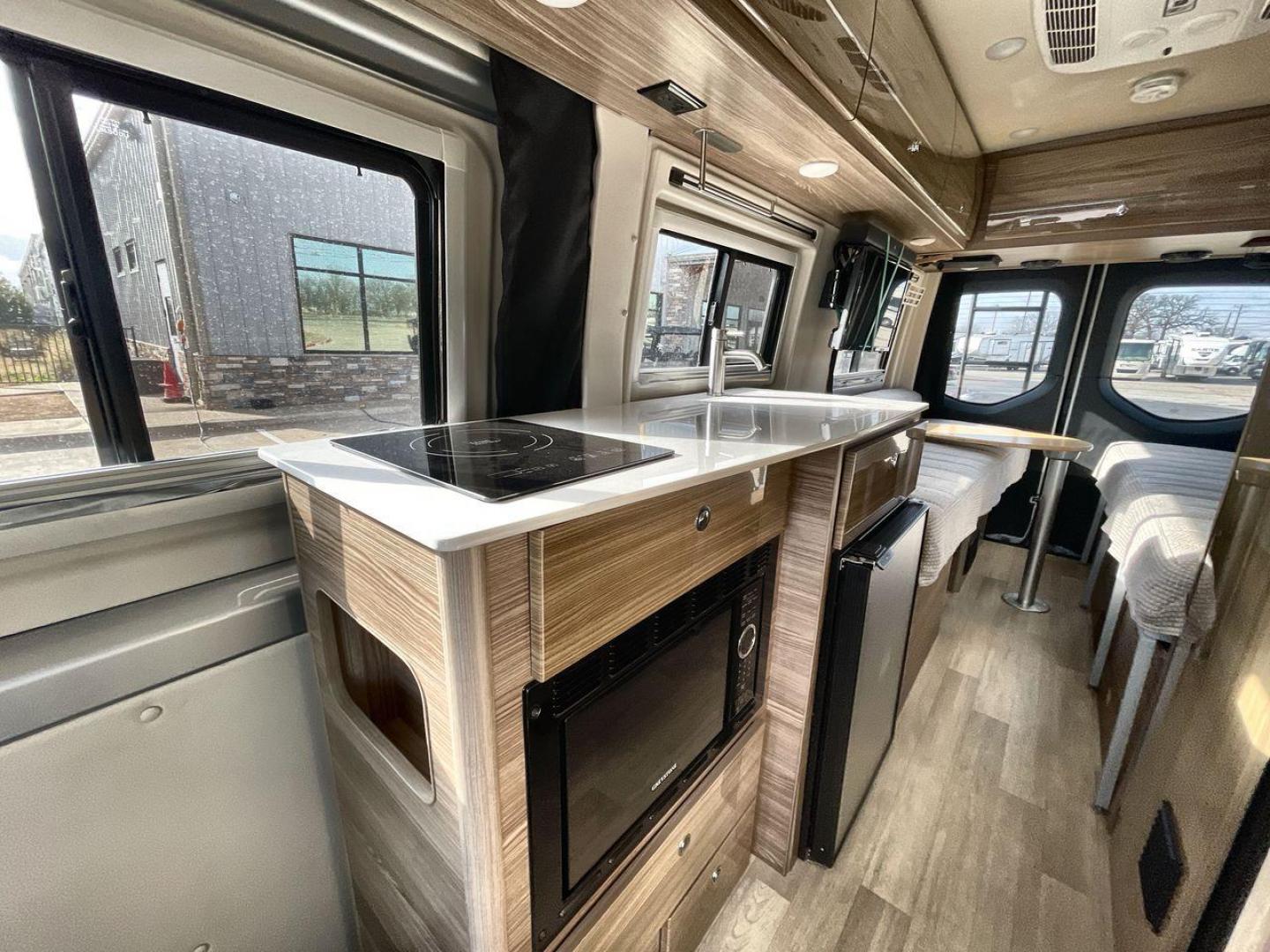 2020 WINNEBAGO BOLDT 70BL (WD4PF4CD2KP) , located at 4319 N Main Street, Cleburne, TX, 76033, (817) 221-0660, 32.435829, -97.384178 - Photo#11