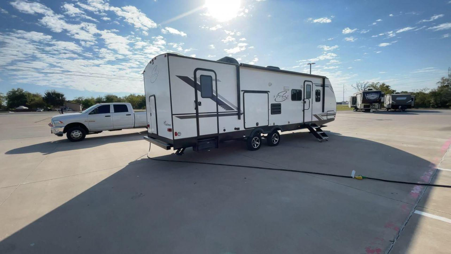 2021 COACHMEN SPIRIT 2963BH (5ZT2SBVBXMS) , Length: 33.92 ft. | Dry Weight: 6,408 lbs. | Slides: 1 transmission, located at 4319 N Main Street, Cleburne, TX, 76033, (817) 221-0660, 32.435829, -97.384178 - Photo#1