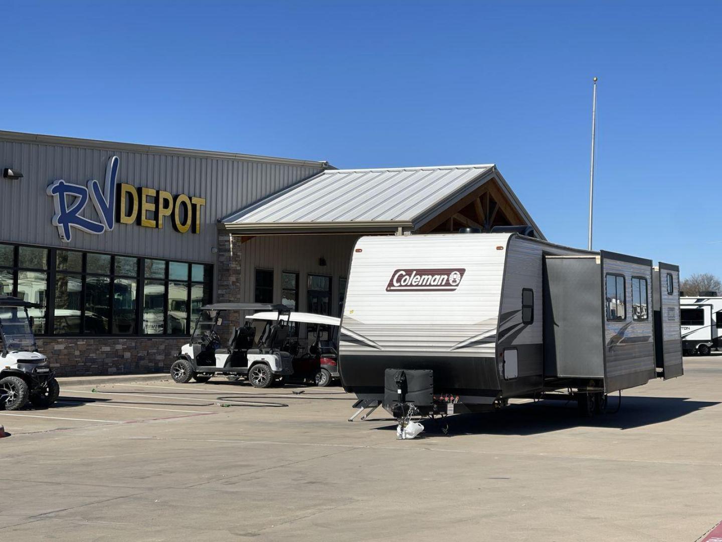 2021 WHITE DUTCHMEN COLEMAN 334BH (4YDT3342XMH) , Length: 37.25 ft. | Dry Weight: 7,806 lbs. | Slides: 2 transmission, located at 4319 N Main Street, Cleburne, TX, 76033, (817) 221-0660, 32.435829, -97.384178 - The 2021 Dutchmen Coleman 334BH is a luxurious and spacious travel trailer designed to redefine your camping experience. Its exterior boasts a length of 37 feet, a width of 8 feet, and a dry weight of 7,806 lbs. The aluminum frame construction ensures durability and lightweight towing, while the hig - Photo#0