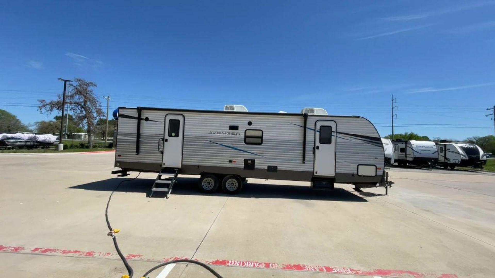 2021 FOREST RIVER AVENGER 28BHS (5ZT2AVTB1MB) , located at 4319 N Main Street, Cleburne, TX, 76033, (817) 221-0660, 32.435829, -97.384178 - Photo#2