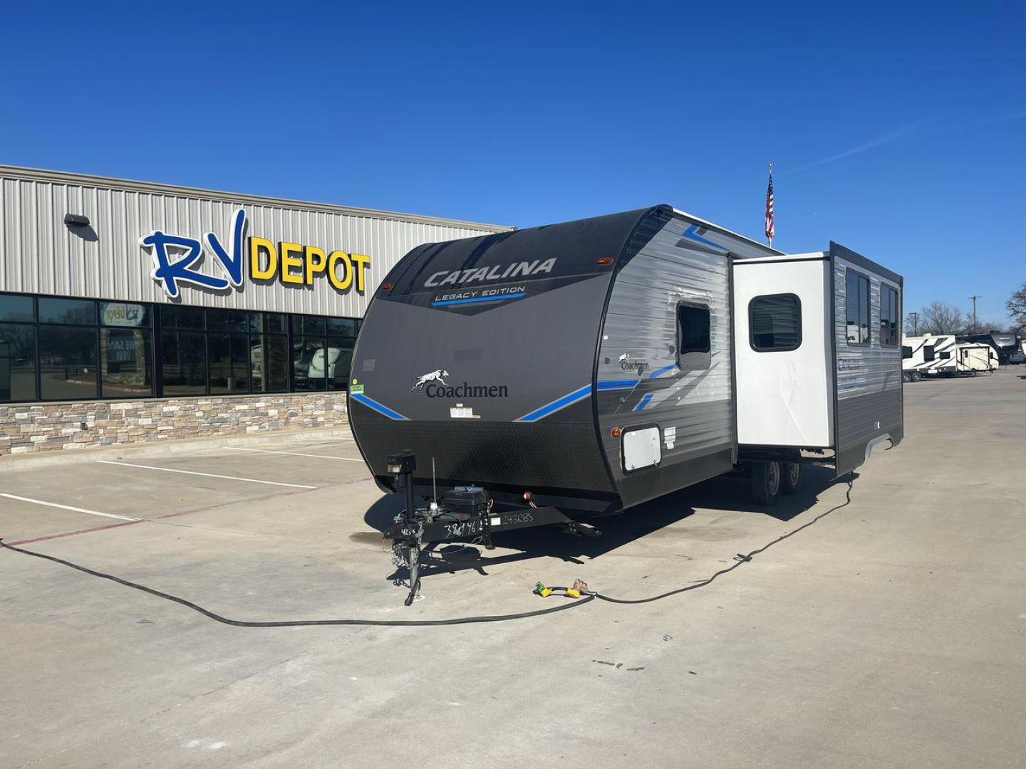 2021 COACHMEN CATALINA 243RBS (5ZT2CANBXMU) , Length: 28.75 ft. | Dry Weight: 5,692 lbs. | Gross Weight: 7,600 lbs. | Slides: 1 transmission, located at 4319 N Main Street, Cleburne, TX, 76033, (817) 221-0660, 32.435829, -97.384178 - The 2021 Forest River Catalina 243RBS travel trailer offers a spacious floorplan that is truly comfortable and convenient. As you enter the trailer, you will find a cozy front bedroom with a lovely queen bed where you can relax and rejuvenate yourself after enjoying the great outdoors. You also have - Photo#0