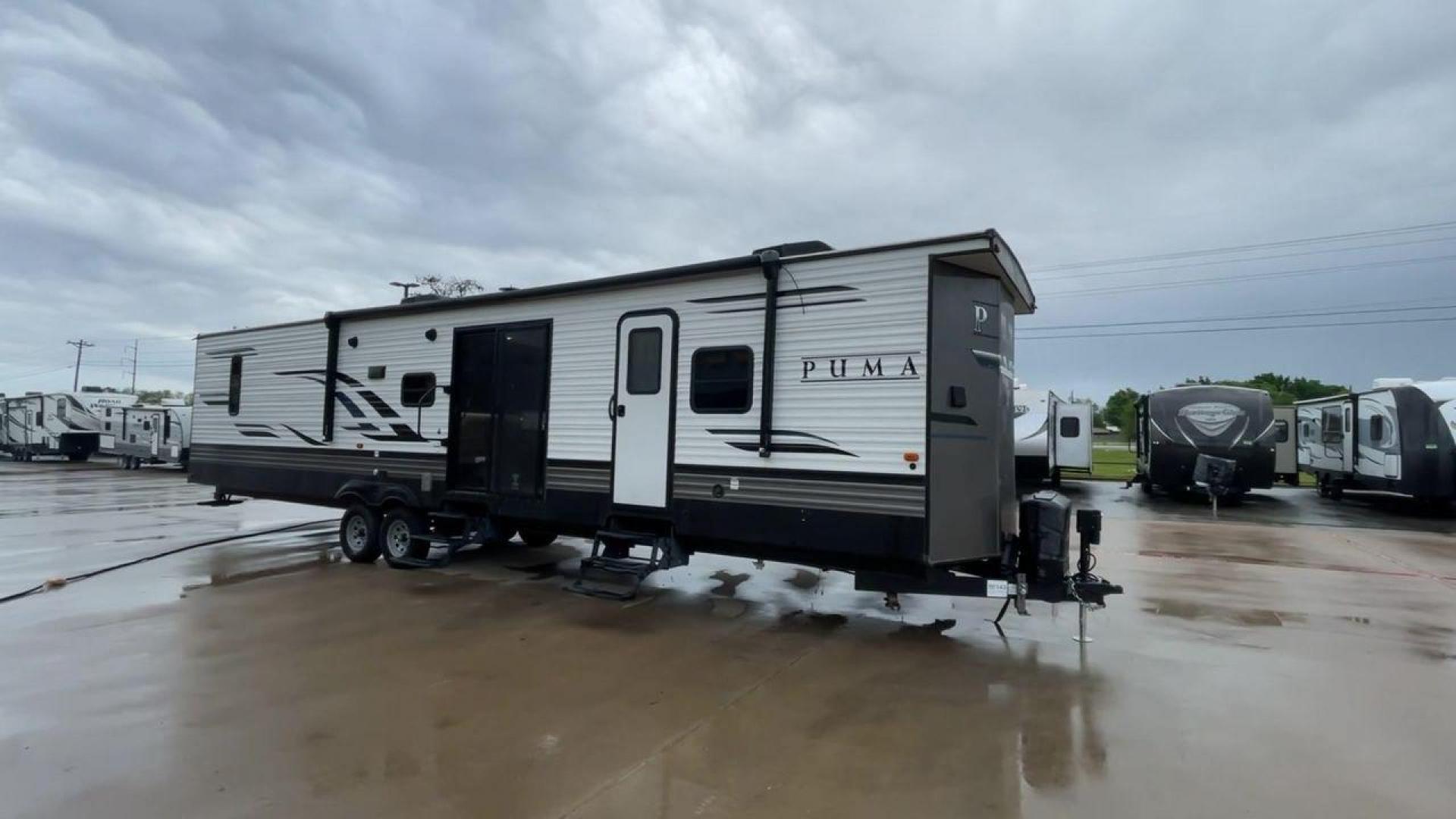 2021 FOREST RIVER PUMA 39DBT (4X4TPUR25MP) , located at 4319 N Main Street, Cleburne, TX, 76033, (817) 221-0660, 32.435829, -97.384178 - Photo#3