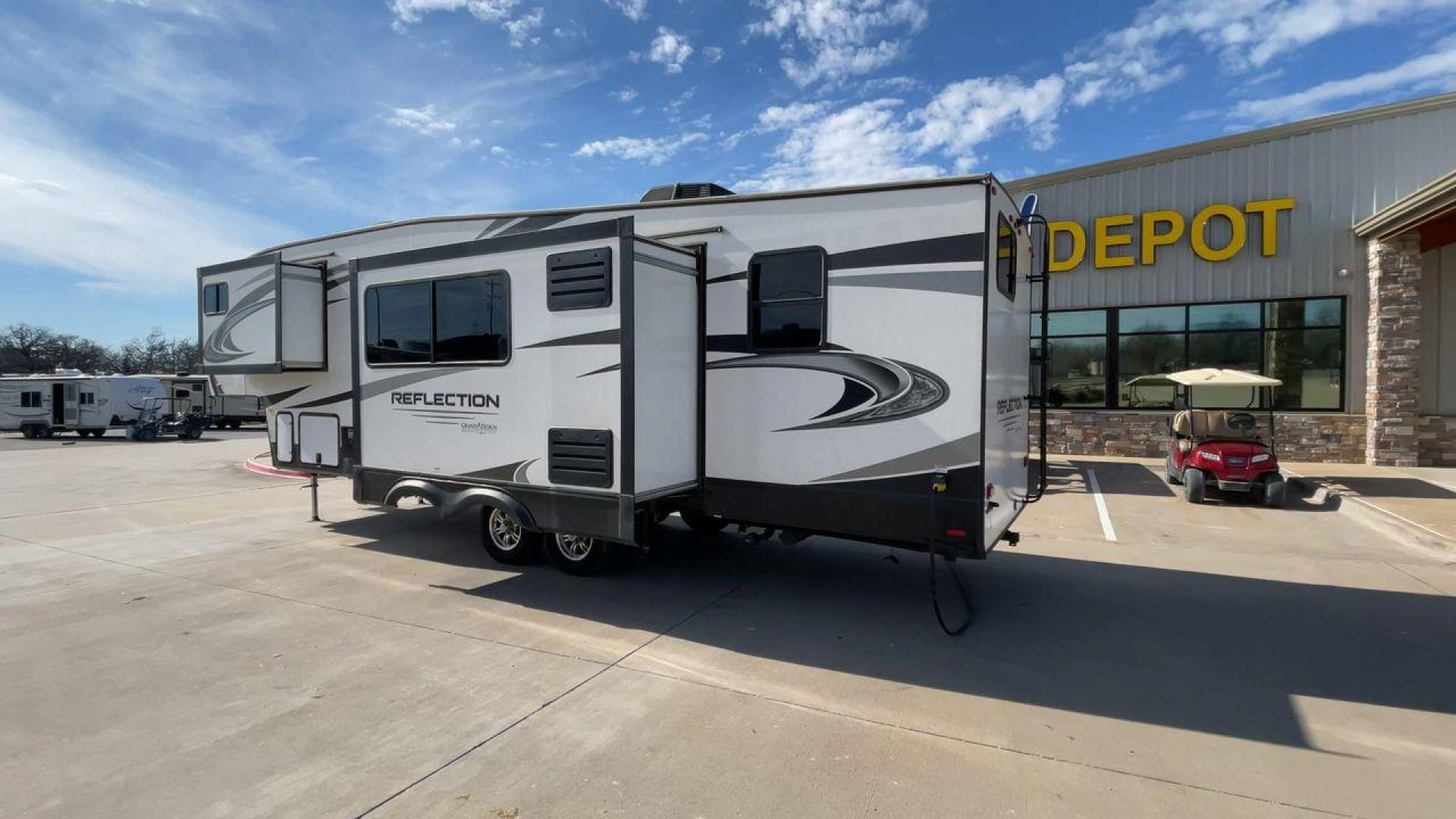 2021 GRAND DESIGN REFLECTION 28BH (573FR3523M9) , Length: 34.67 ft. | Dry Weight: 8,997 lbs. | Gross Weight: 11,495 lbs. | Slides: 2 transmission, located at 4319 N Main Street, Cleburne, TX, 76033, (817) 221-0660, 32.435829, -97.384178 - Photo#7