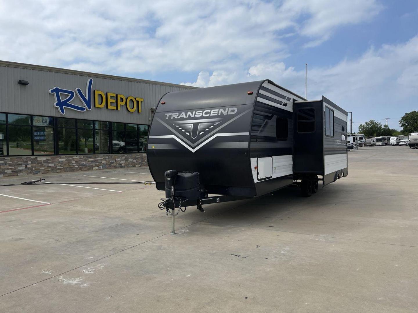 2021 GRAND DESIGN TRANSCEND 240ML (573TT3021M8) , located at 4319 N Main Street, Cleburne, TX, 76033, (817) 221-0660, 32.435829, -97.384178 - Photo#0