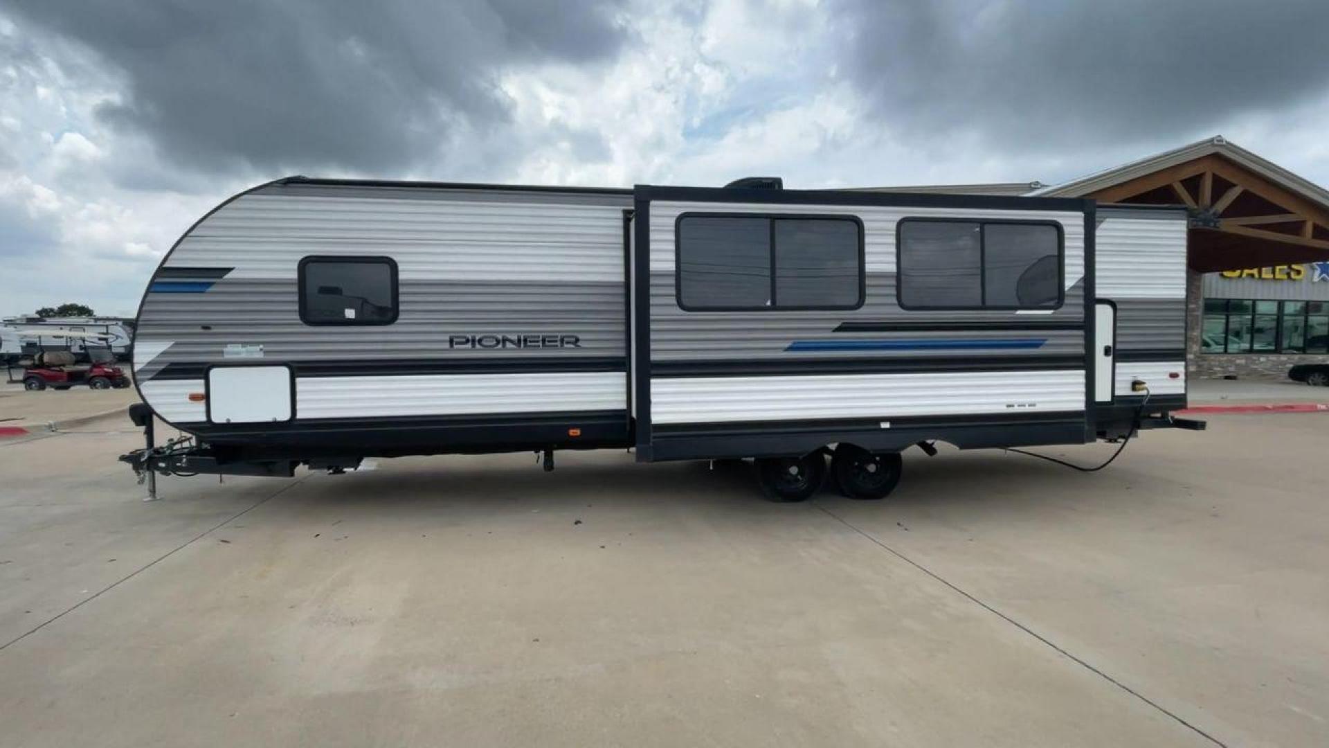 2021 WHITE HEARTLAND PIONEER BH322 (5SFPB3721ME) , Length: 36.92 ft. | Dry Weight: 7,436 lbs. | Gross Weight: 9,000 lbs. | Slides: 1 transmission, located at 4319 N Main Street, Cleburne, TX, 76033, (817) 221-0660, 32.435829, -97.384178 - This 2021 Heartland Pioneer BH322 travel trailer measures 36.92 ft in length, 8.04 ft in width, 11.33 ft in height, and 6.67 ft interior height. This unit is easily towable with only 7,436 lbs dry weight with a payload capacity of 1,548 lbs. The unit has a GVWR of 9,000 lbs and a hitch weight of 788 - Photo#6