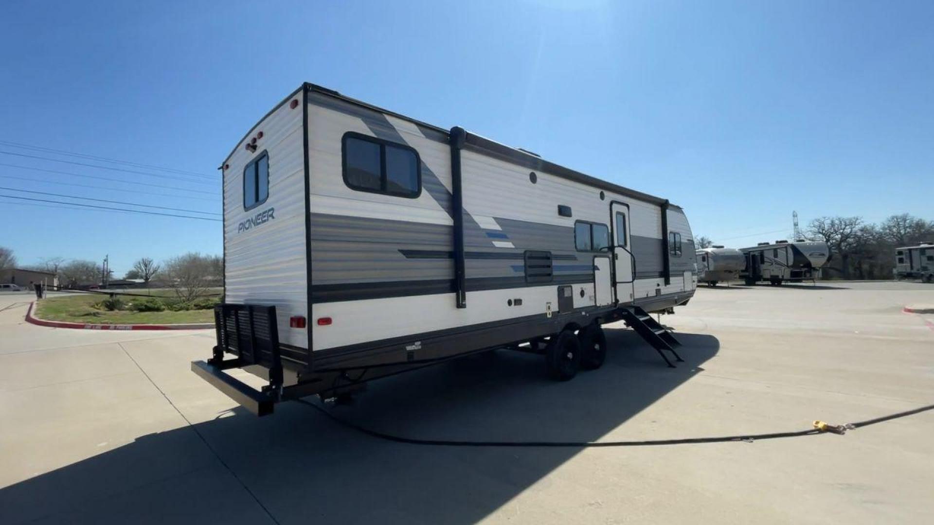 2021 HEARTLAND PIONEER BH322 (5SFPB3722ME) , Length: 36.92 ft | Dry Weight: 7,436 lbs | Gross Weight: 9,000 lbs | Slides: 1 transmission, located at 4319 N Main Street, Cleburne, TX, 76033, (817) 221-0660, 32.435829, -97.384178 - The 2021 Heartland Pioneer BH322 is a standout travel trailer designed for an unforgettable experience, combining luxury, convenience, and versatility. This trailer, measuring 36.92 feet long and weighing 7,436 pounds dry, ensures a memorable voyage with enough living space and easy towing, fosterin - Photo#1