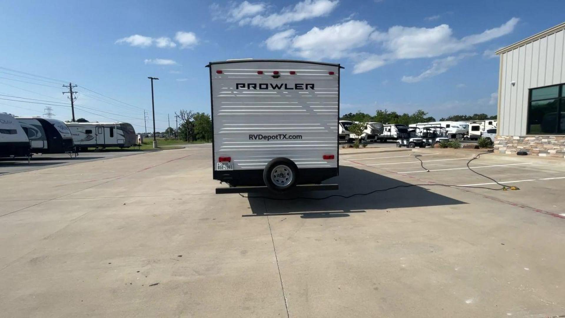 2021 BLACK HEARTLAND PROWLER 250BH (5SFPB292XME) , located at 4319 N Main Street, Cleburne, TX, 76033, (817) 221-0660, 32.435829, -97.384178 - Photo#8