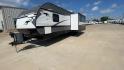 2021 HEARTLAND TRAIL RUNNER 27RKS (5SFEB3423ME) , Length: 32.1 ft. | Dry Weight: 6,392 lbs | Gross Weight: 9,574 lbs | Slides: 1 transmission, located at 4319 N Main Street, Cleburne, TX, 76033, (817) 221-0660, 32.435829, -97.384178 - Photo#5