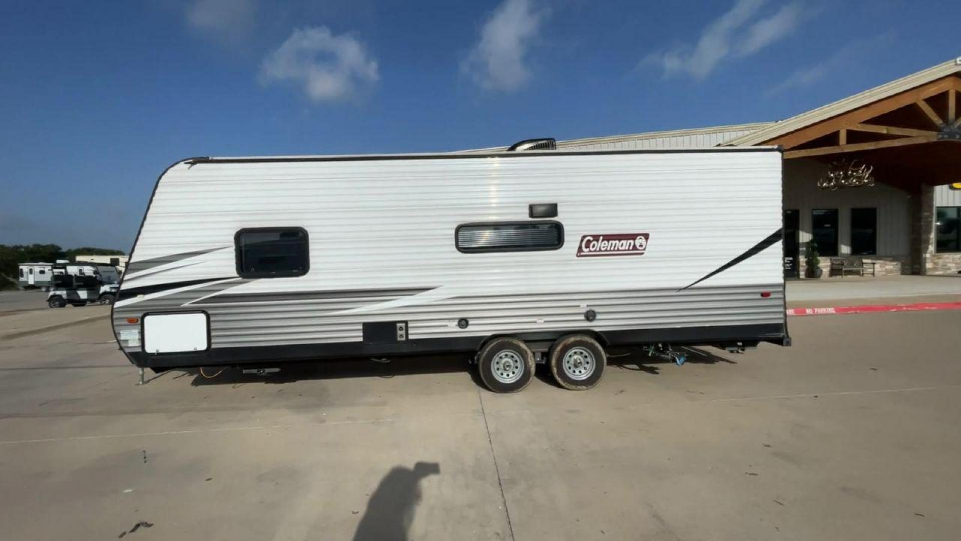 2021 WHITE KEYSTONE COLEMAN 274BH (4YDT27429MH) , Length: 28.58 ft. | Dry Weight: 4,789 lbs. | Slides: 0 transmission, located at 4319 N Main Street, Cleburne, TX, 76033, (817) 221-0660, 32.435829, -97.384178 - Set out on an adventure-filled, comfortable journey in the 2021 Keystone Coleman 274BH travel trailer. Families looking for a fun and memorable camping trip will love this well-designed and adaptable travel companion. The dimensions of this unit are 28.58 ft in length, 8 ft in width, and 10.33 ft - Photo#6