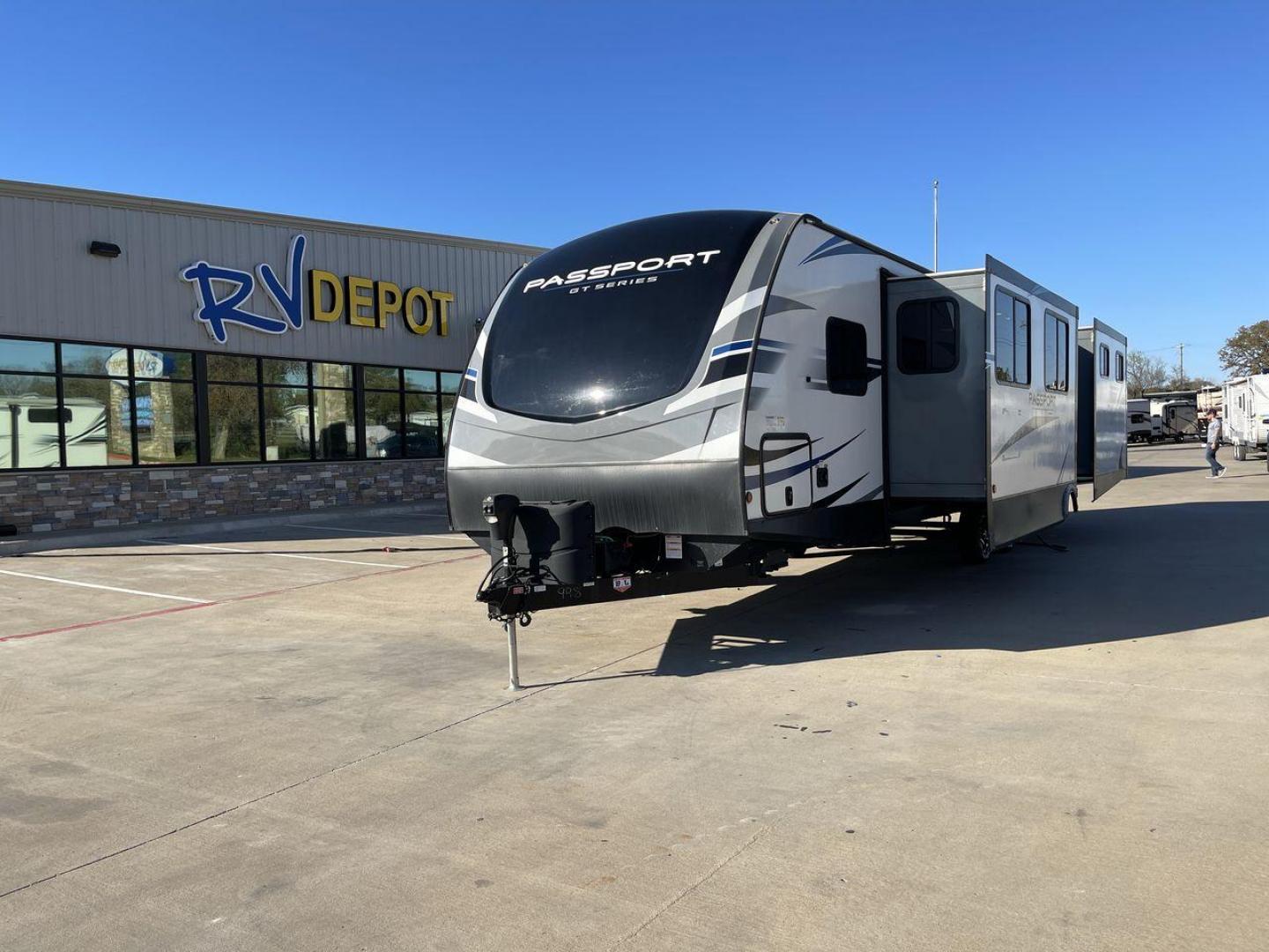 2021 KEYSTONE PASSPORT 3400QD (4YDT34020MK) , Length: 38.33 ft | Dry Weight: 7,525 lbs. | Gross Weight: 9,640 lbs | Slides: 2 transmission, located at 4319 N Main Street, Cleburne, TX, 76033, (817) 221-0660, 32.435829, -97.384178 - Discover the ultimate in camping luxury with the 2021 Keystone Passport 3400QD. This travel trailer is expertly crafted to provide you with unparalleled comfort, innovative features, and spacious living areas. This model is perfect for those who value spaciousness and easy towing. With a length of 3 - Photo#0