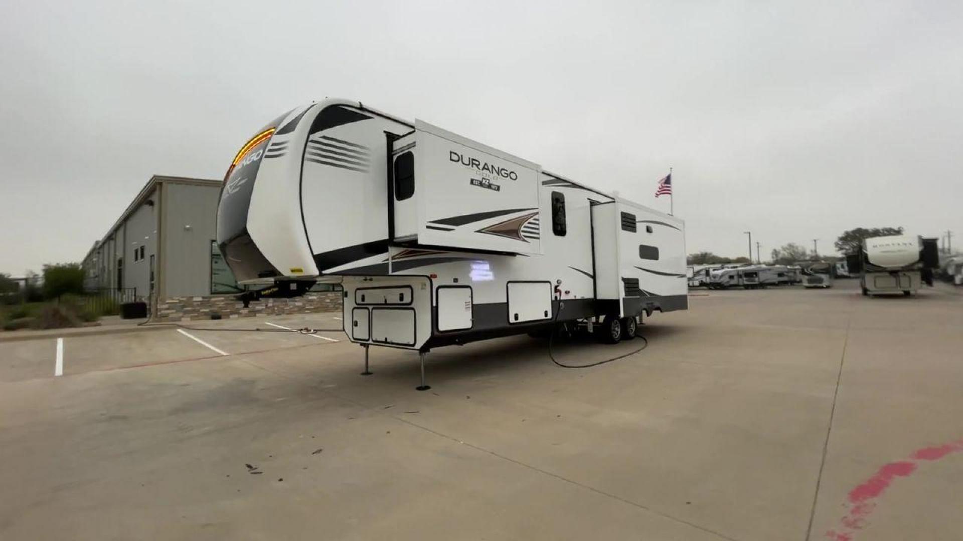 2021 K-Z DURANGO 383RLQ (4EZFV4224M6) , located at 4319 N Main Street, Cleburne, TX, 76033, (817) 221-0660, 32.435829, -97.384178 - If you're in the market for a top-of-the-line fifth wheel rear living RV, look no further than RV Depot in Cleburne, TX. We are excited to present to you the 2021 K-Z Durango 383RLQ, a luxurious and spacious RV that is perfect for all your travel adventures. With its outstanding features and excepti - Photo#5