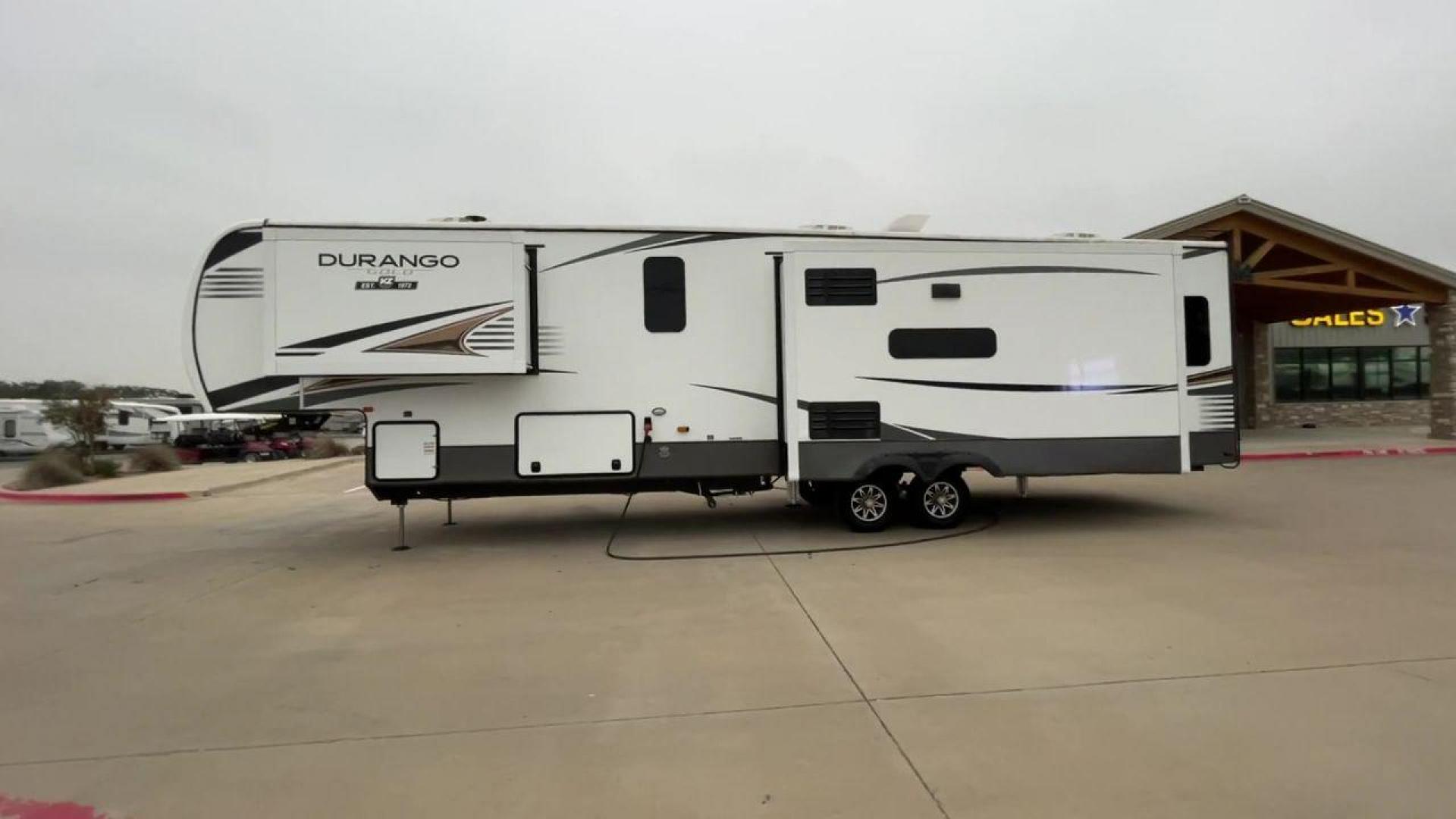 2021 K-Z DURANGO 383RLQ (4EZFV4224M6) , located at 4319 N Main Street, Cleburne, TX, 76033, (817) 221-0660, 32.435829, -97.384178 - If you're in the market for a top-of-the-line fifth wheel rear living RV, look no further than RV Depot in Cleburne, TX. We are excited to present to you the 2021 K-Z Durango 383RLQ, a luxurious and spacious RV that is perfect for all your travel adventures. With its outstanding features and excepti - Photo#6