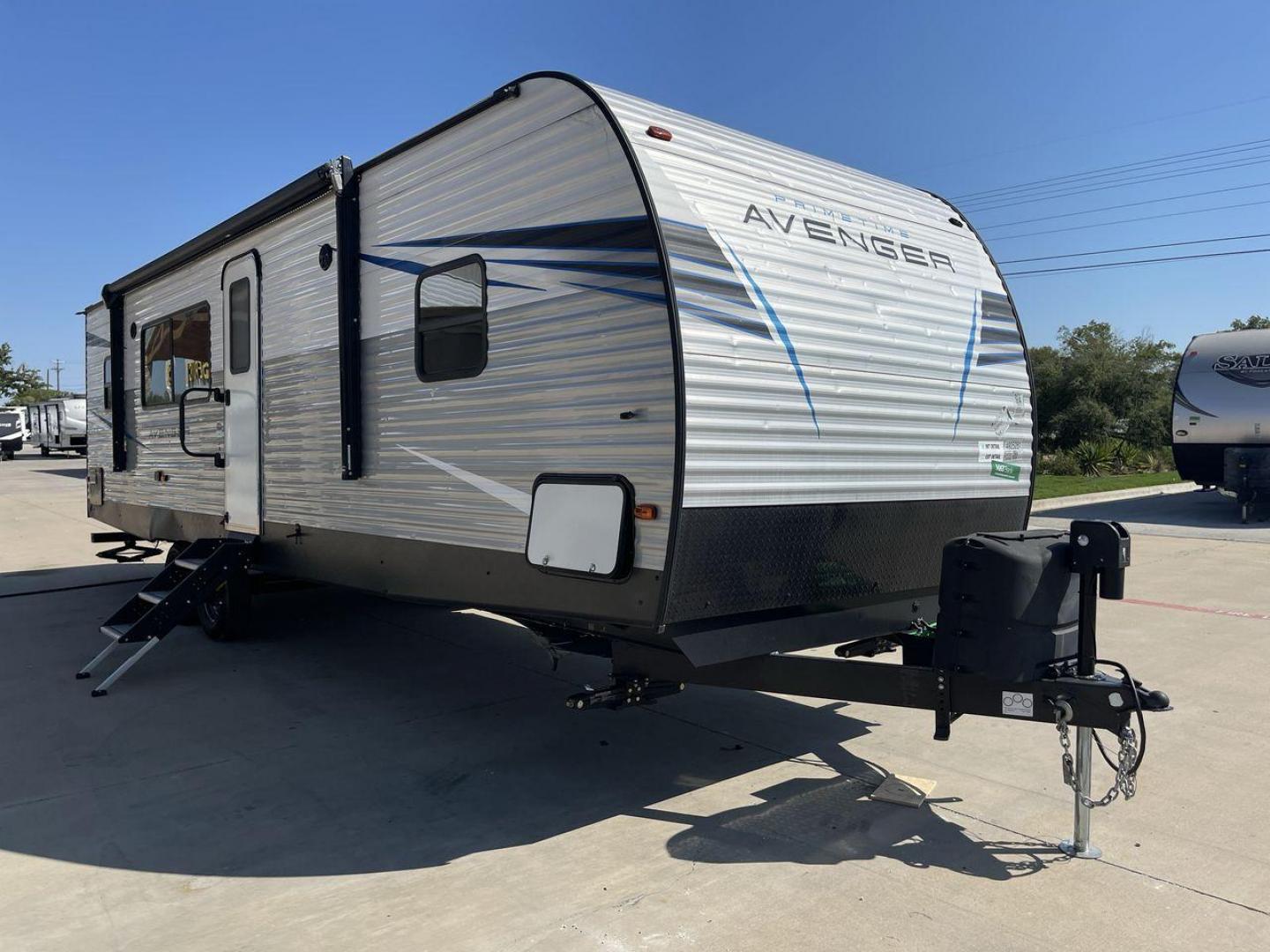 2021 PRIMETIME AVENGER 27RKS (5ZT2AVSB4MB) , Length: 33 ft. | Dry Weight: 6,586 lbs. | Slides: 1 transmission, located at 4319 N Main Street, Cleburne, TX, 76033, (817) 221-0660, 32.435829, -97.384178 - Photo#23