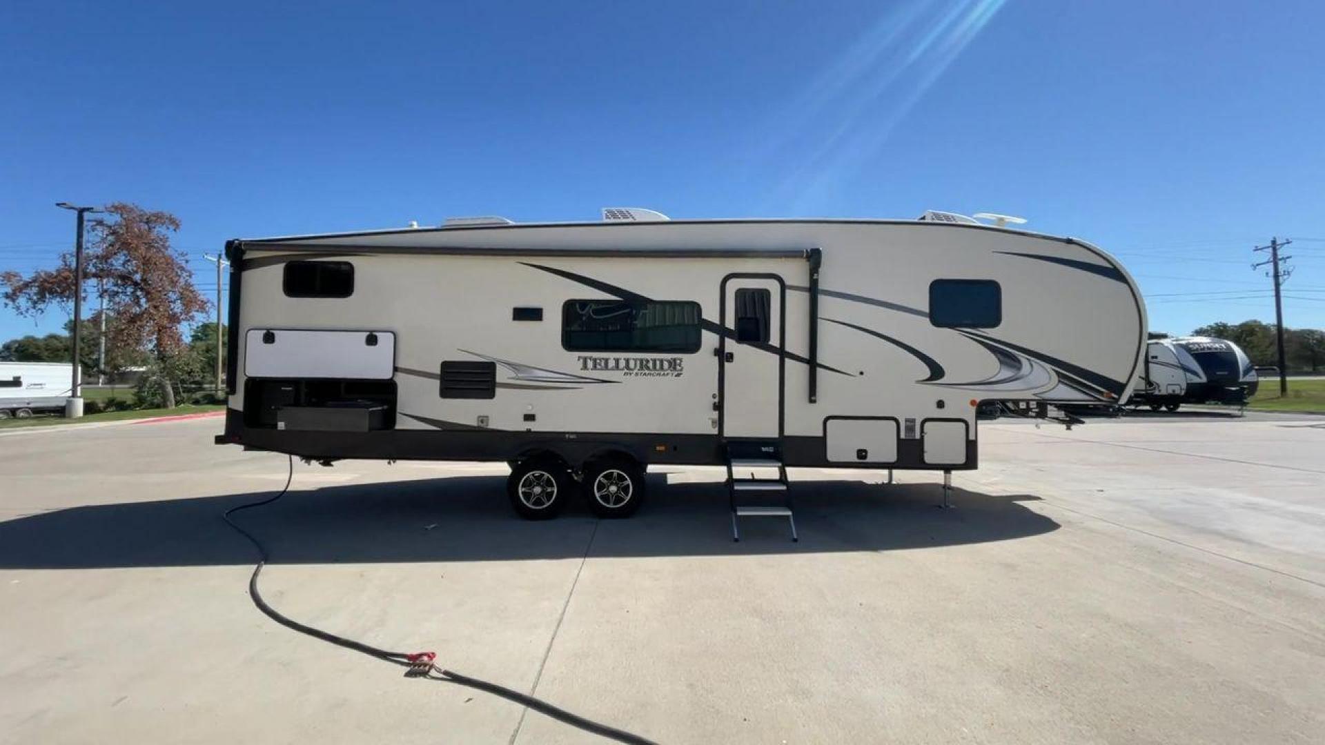 2021 STARCRAFT TELLURIDE 297BHS (1SACS0BS6M3) , Slides: 2 transmission, located at 4319 N Main Street, Cleburne, TX, 76033, (817) 221-0660, 32.435829, -97.384178 - Discover the ultimate blend of luxury and adaptability with the 2021 Starcraft Telluride 297BHS. This fifth wheel comes with two slideouts and a spacious 21-foot power awning, providing plenty of room for outdoor relaxation and entertainment. Designed to comfortably accommodate up to 10 people, this - Photo#2