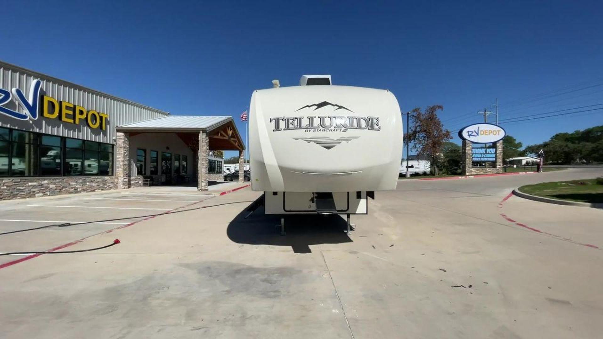 2021 STARCRAFT TELLURIDE 297BHS (1SACS0BS6M3) , Slides: 2 transmission, located at 4319 N Main Street, Cleburne, TX, 76033, (817) 221-0660, 32.435829, -97.384178 - Discover the ultimate blend of luxury and adaptability with the 2021 Starcraft Telluride 297BHS. This fifth wheel comes with two slideouts and a spacious 21-foot power awning, providing plenty of room for outdoor relaxation and entertainment. Designed to comfortably accommodate up to 10 people, this - Photo#4