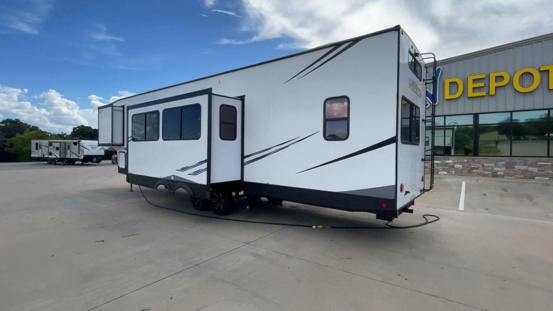 2022 FOREST RIVER IMPRESSION 330BH (5ZT3MPYB4ND) , Length: 41 ft. | Dry Weight: 10,433 lbs. | Gross Weight: 14,165 lbs. | Slides: 3 transmission, located at 4319 N Main Street, Cleburne, TX, 76033, (817) 221-0660, 32.435829, -97.384178 - Photo#7