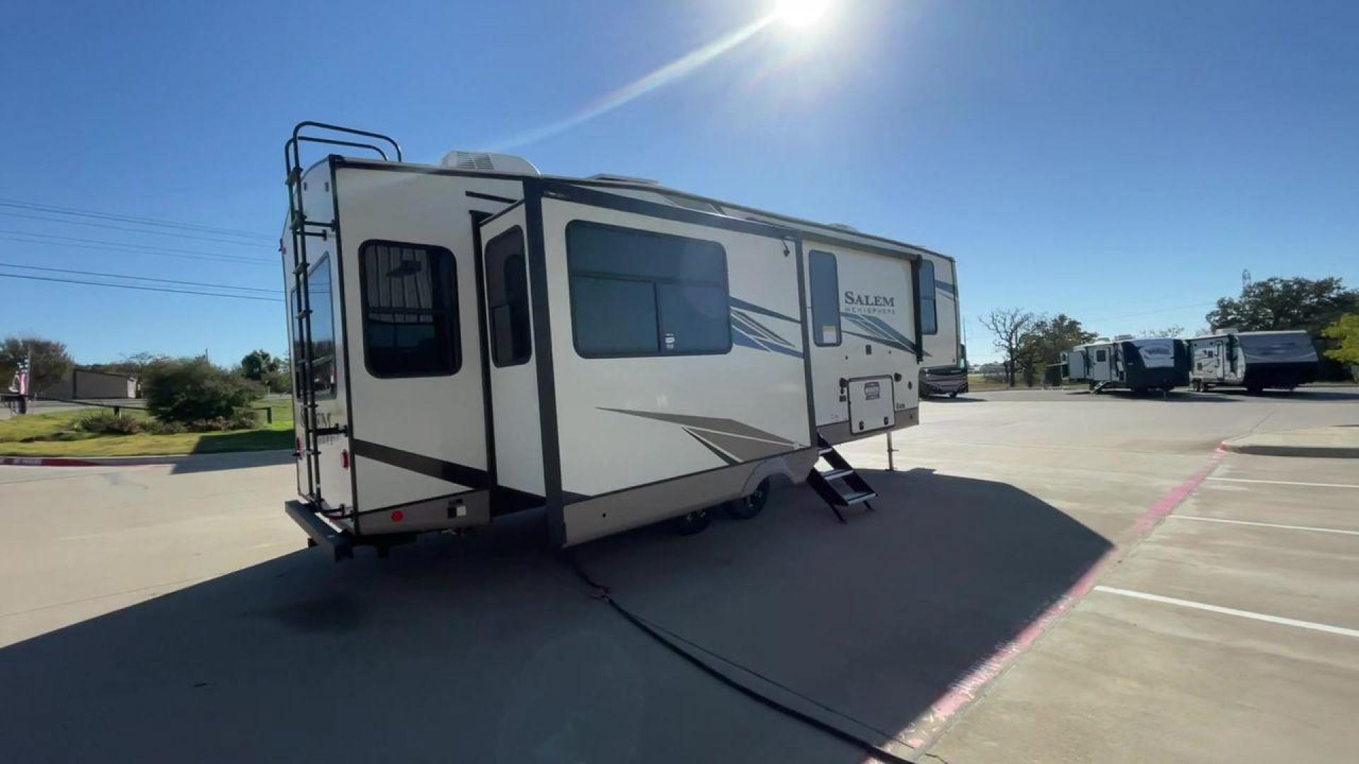 2022 FOREST RIVER SALEM HEMISPHERE 286 (4X4FSBE29NV) , Length: 33.92 ft. | Dry Weight: 9,229 lbs. | Slides: 3 transmission, located at 4319 N Main Street, Cleburne, TX, 76033, (817) 221-0660, 32.435829, -97.384178 - The 2022 Forest River Salem Hemisphere 286RL is a travel trailer that combines luxury, innovation, and comfort for an unparalleled camping experience. This travel trailer is designed for those who seek a blend of sophistication and functionality in their RVing lifestyle. The living area features plu - Photo#1