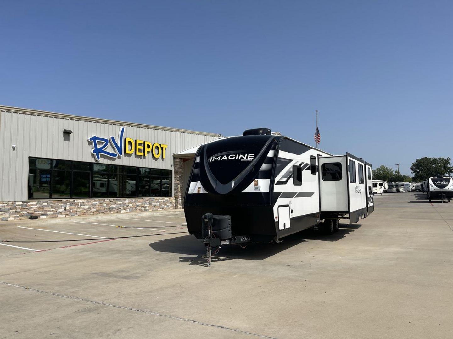 2022 GRAND DESIGN IMAGINE 3250BH (573TE372XN6) , Length: 36.92 ft. | Dry Weight: 8,496 lbs. | Gross Weight: 10,195 lbs. | Slides: 3 transmission, located at 4319 N Main Street, Cleburne, TX, 76033, (817) 221-0660, 32.435829, -97.384178 - The 2022 Grand Design Imagine 3250BH is a spacious and well-designed travel trailer perfect for family adventures. With a length of 36.92 feet, it offers plenty of living space while maintaining a manageable dry weight of 8,496 lbs. and a gross weight of 10,195 lbs. This RV is equipped with three sl - Photo#0