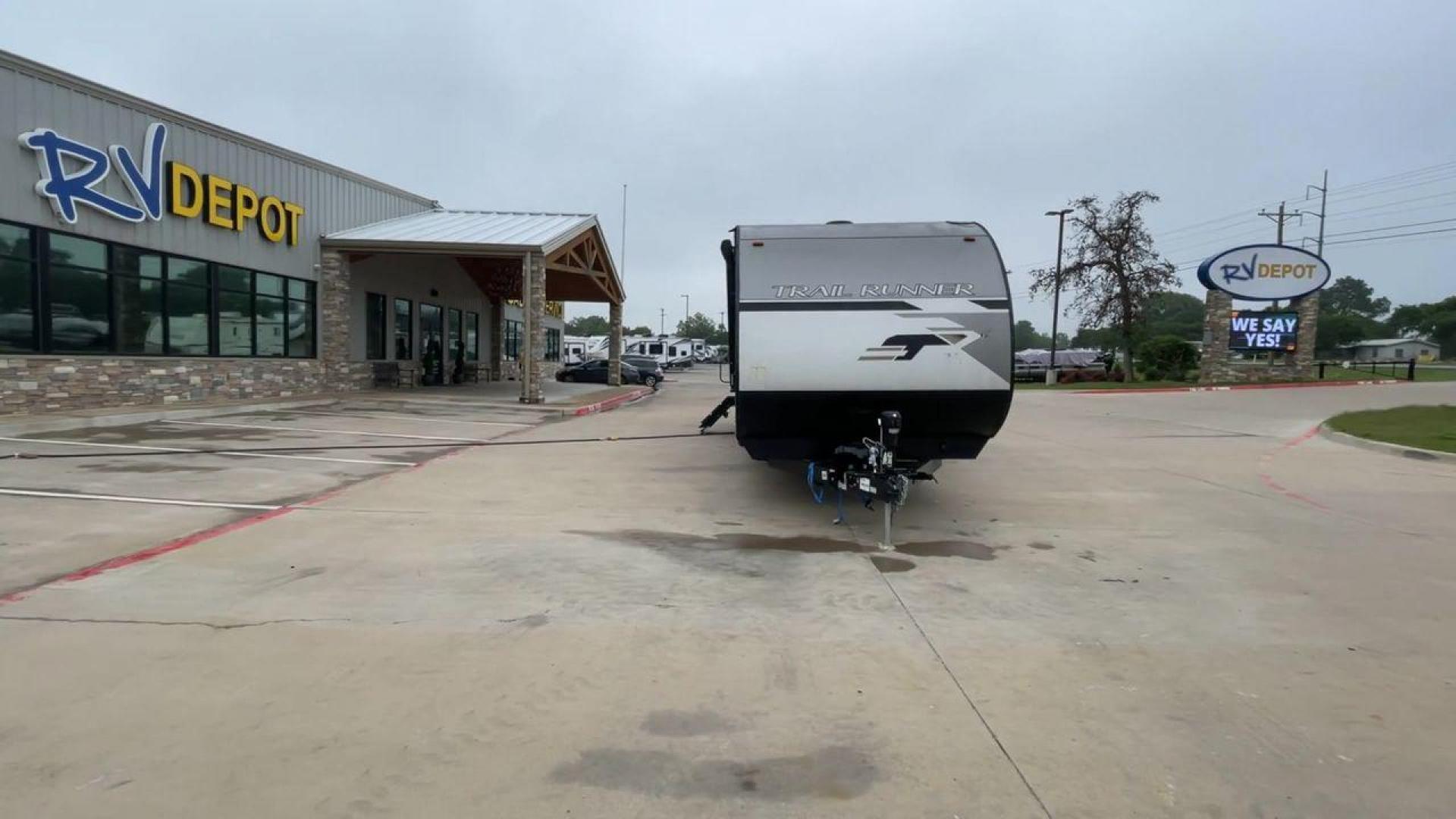 2022 HEARTLAND TRAIL RUNNER 31DB (5SFEB3724NE) , Length: 36.92 ft. | Dry Weight: 7,040 lbs. | Gross Weight: 9,642 lbs. | Slides: 1 transmission, located at 4319 N Main Street, Cleburne, TX, 76033, (817) 221-0660, 32.435829, -97.384178 - The 2022 Heartland Trail Runner 31DB is a flexible, family-friendly travel trailer that will make your camping trip more enjoyable. With a length of 36.92 feet and a dry weight of 7,040 pounds, this trailer gives you plenty of room and comfort for your trips. The gross weight of 9,642 pounds means t - Photo#4